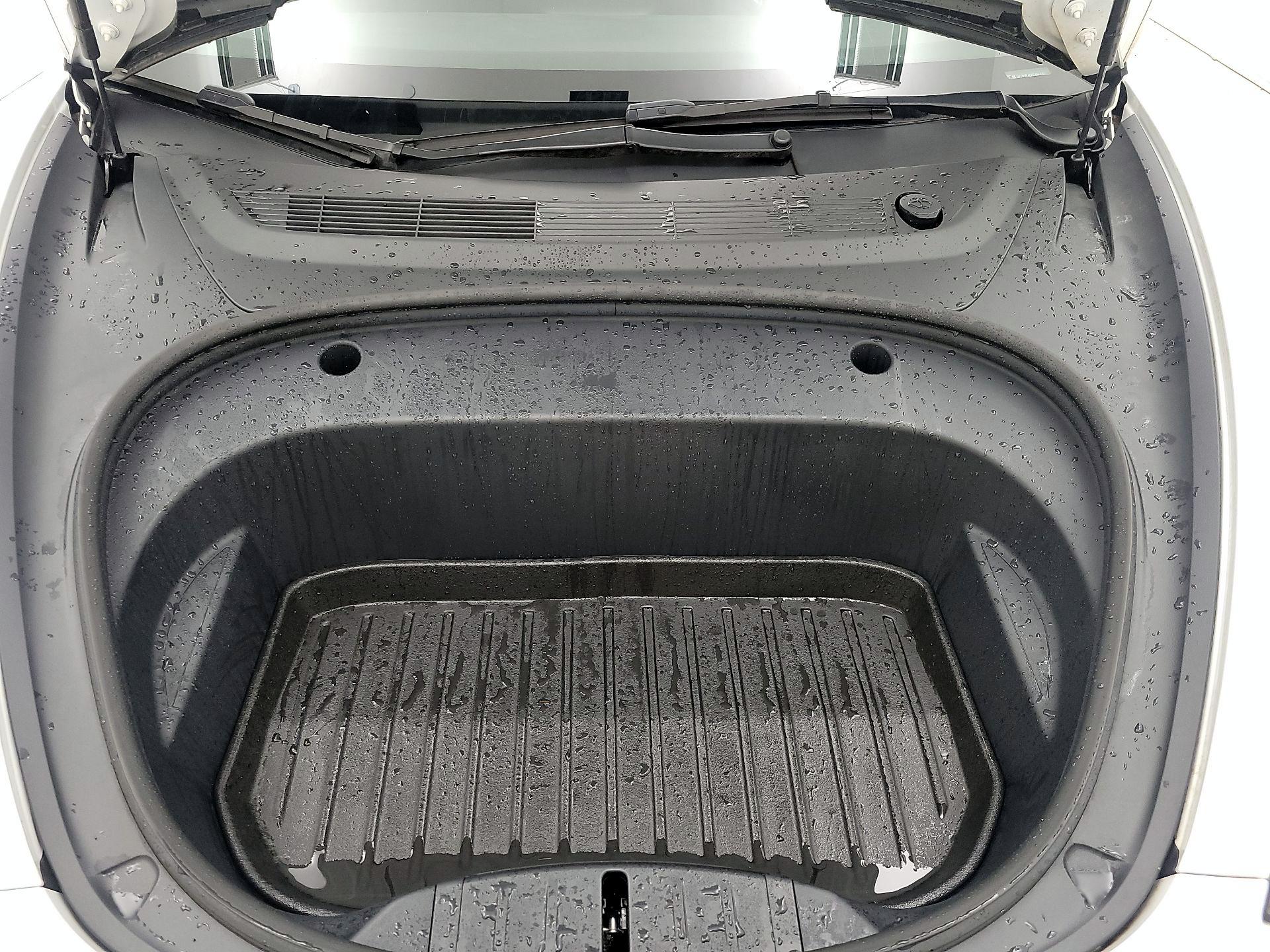 Thumbnail: 2023 Tesla Model 3 - 20