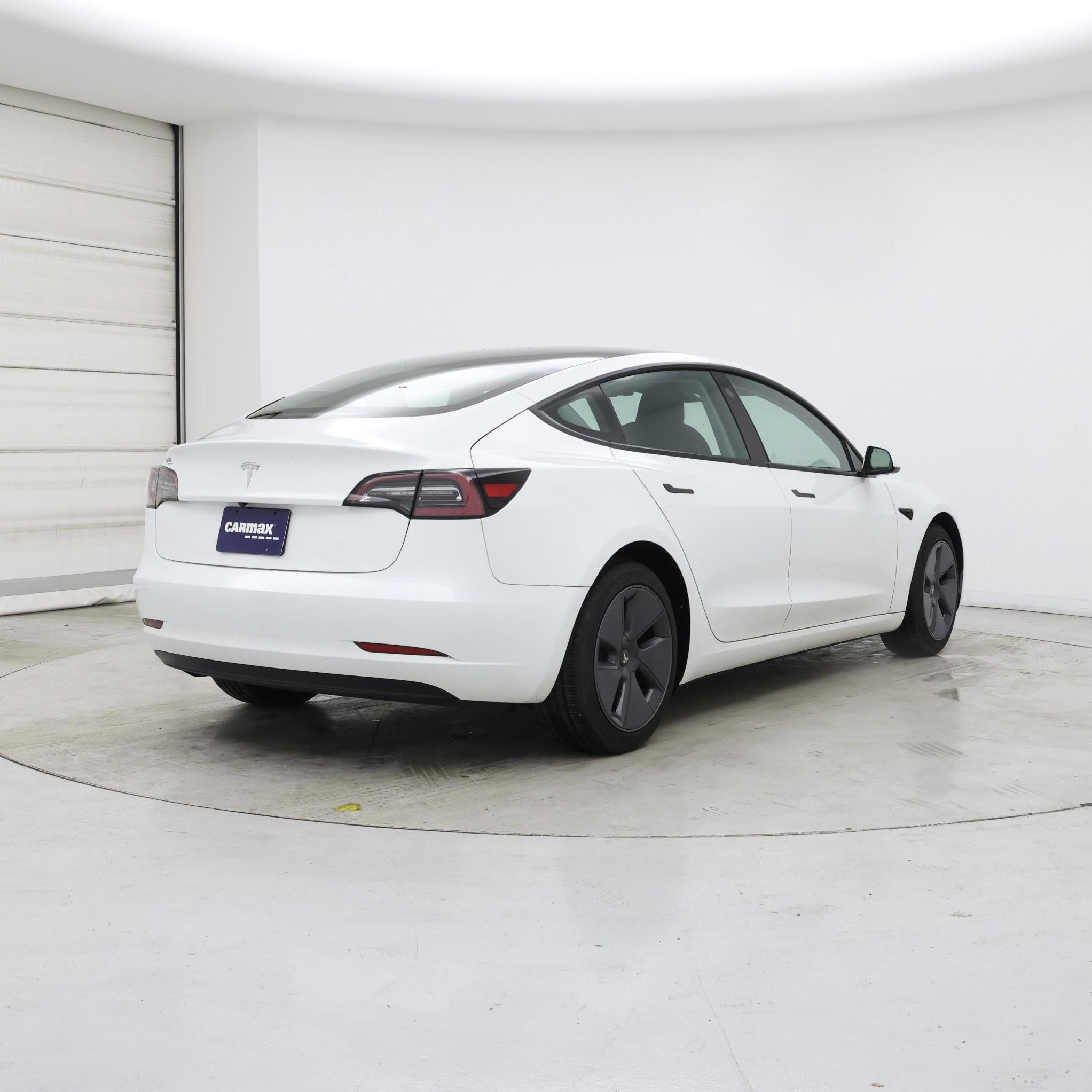 Thumbnail: 2023 Tesla Model 3 - 8