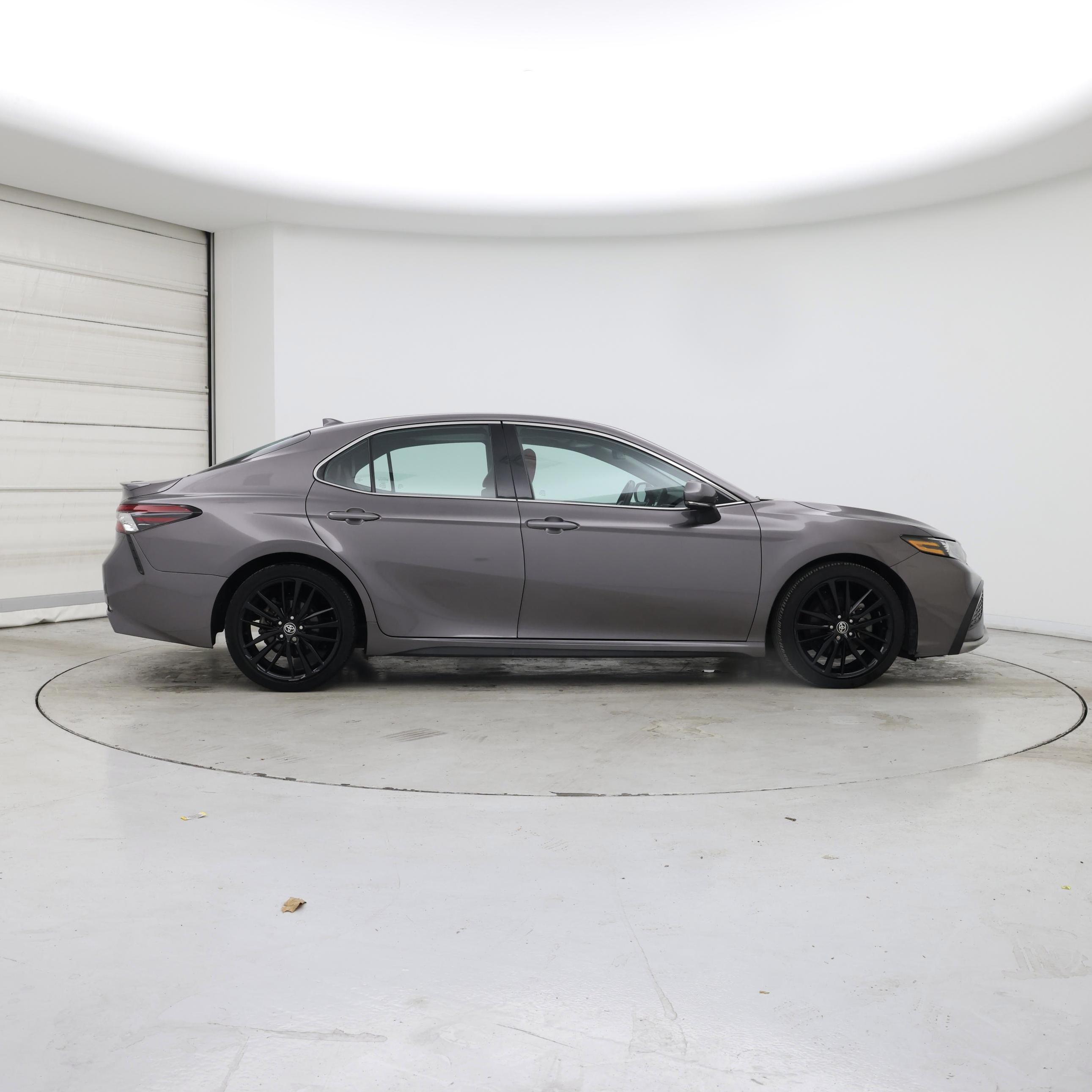 Thumbnail: 2022 Toyota Camry - 7