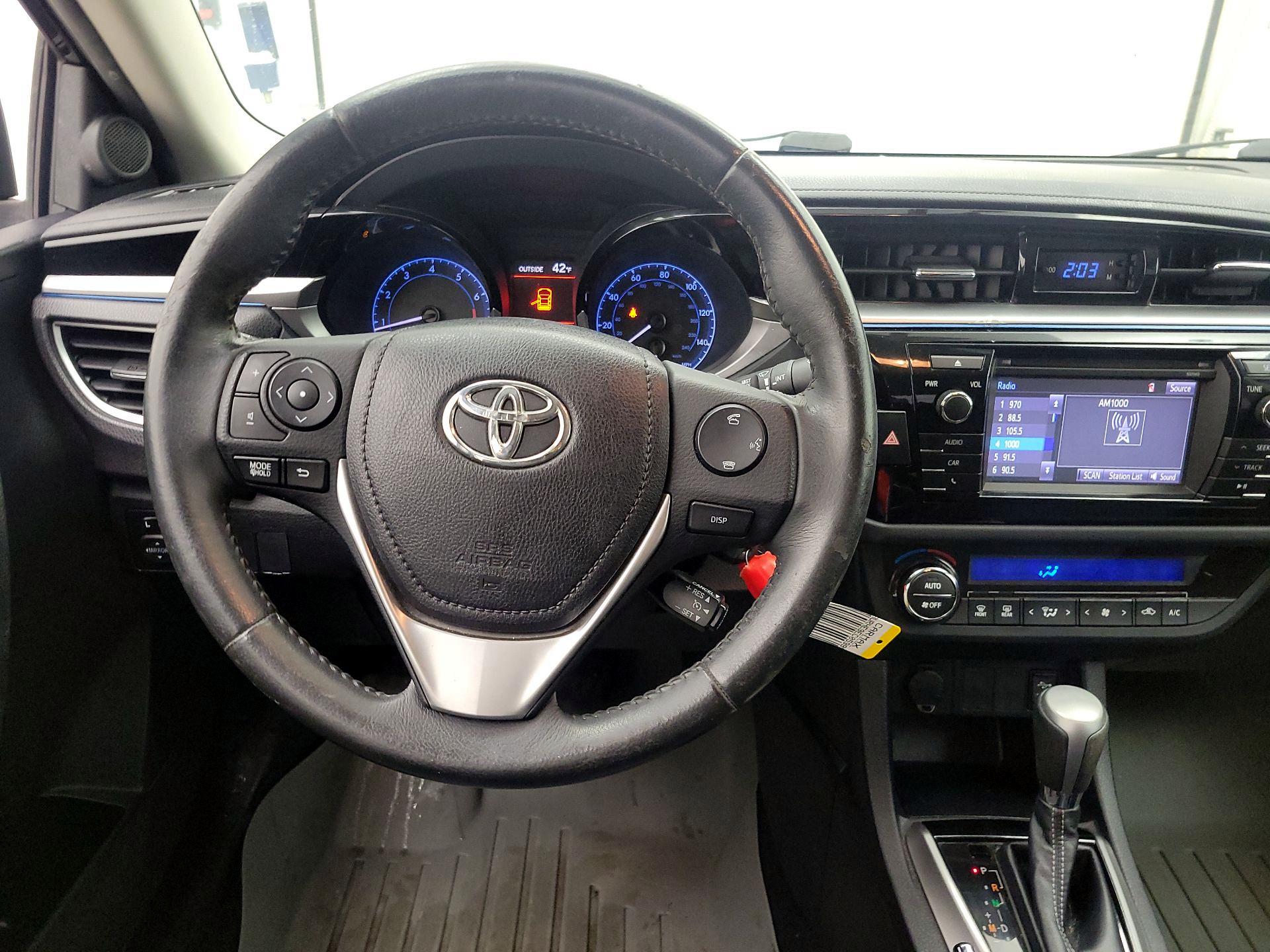 Thumbnail: 2014 Toyota Corolla - 10