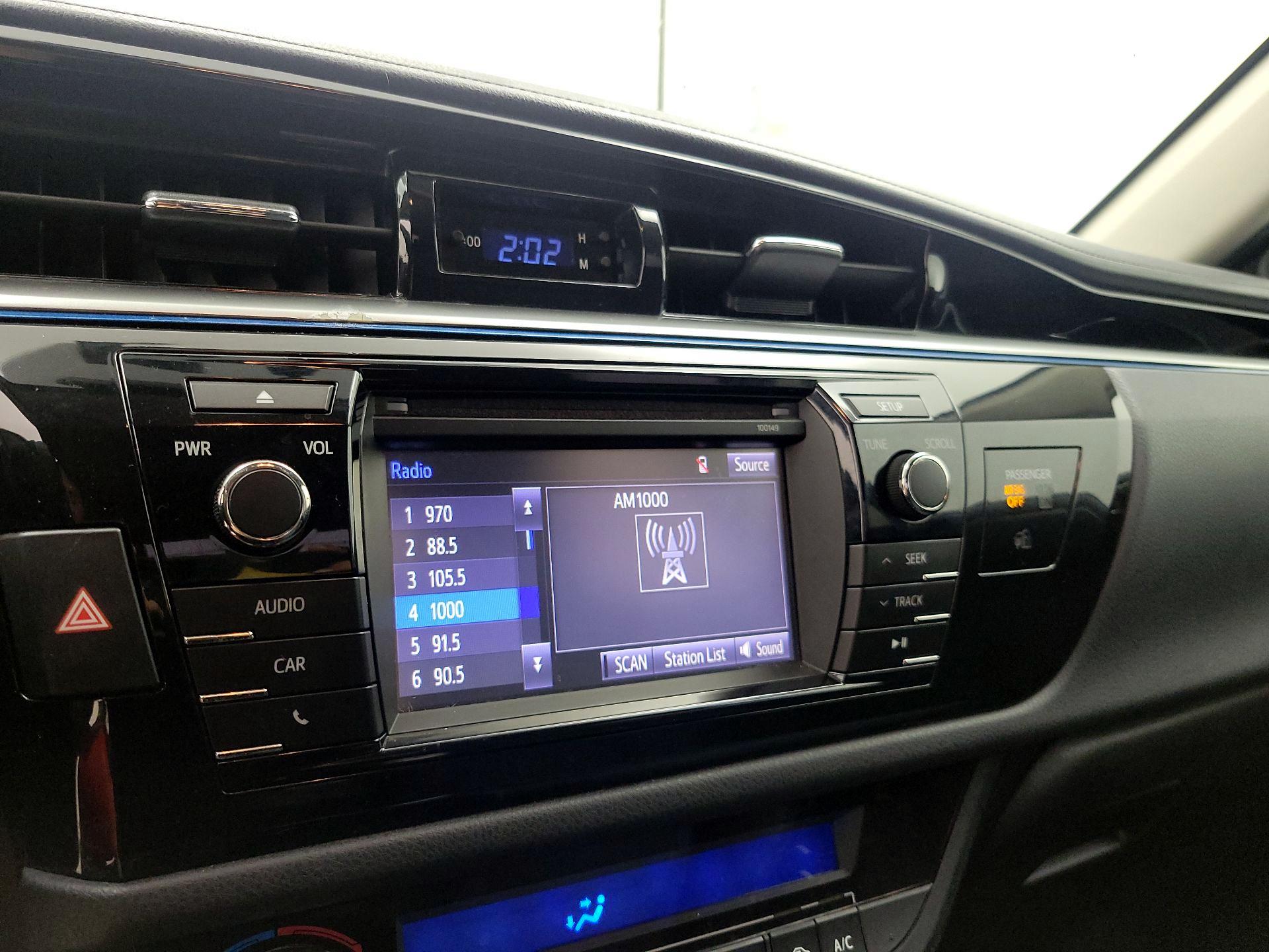 Thumbnail: 2014 Toyota Corolla - 15