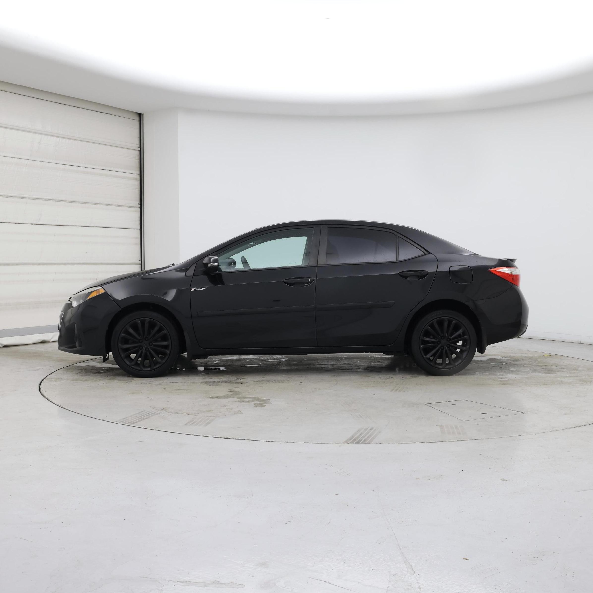 Thumbnail: 2014 Toyota Corolla - 3