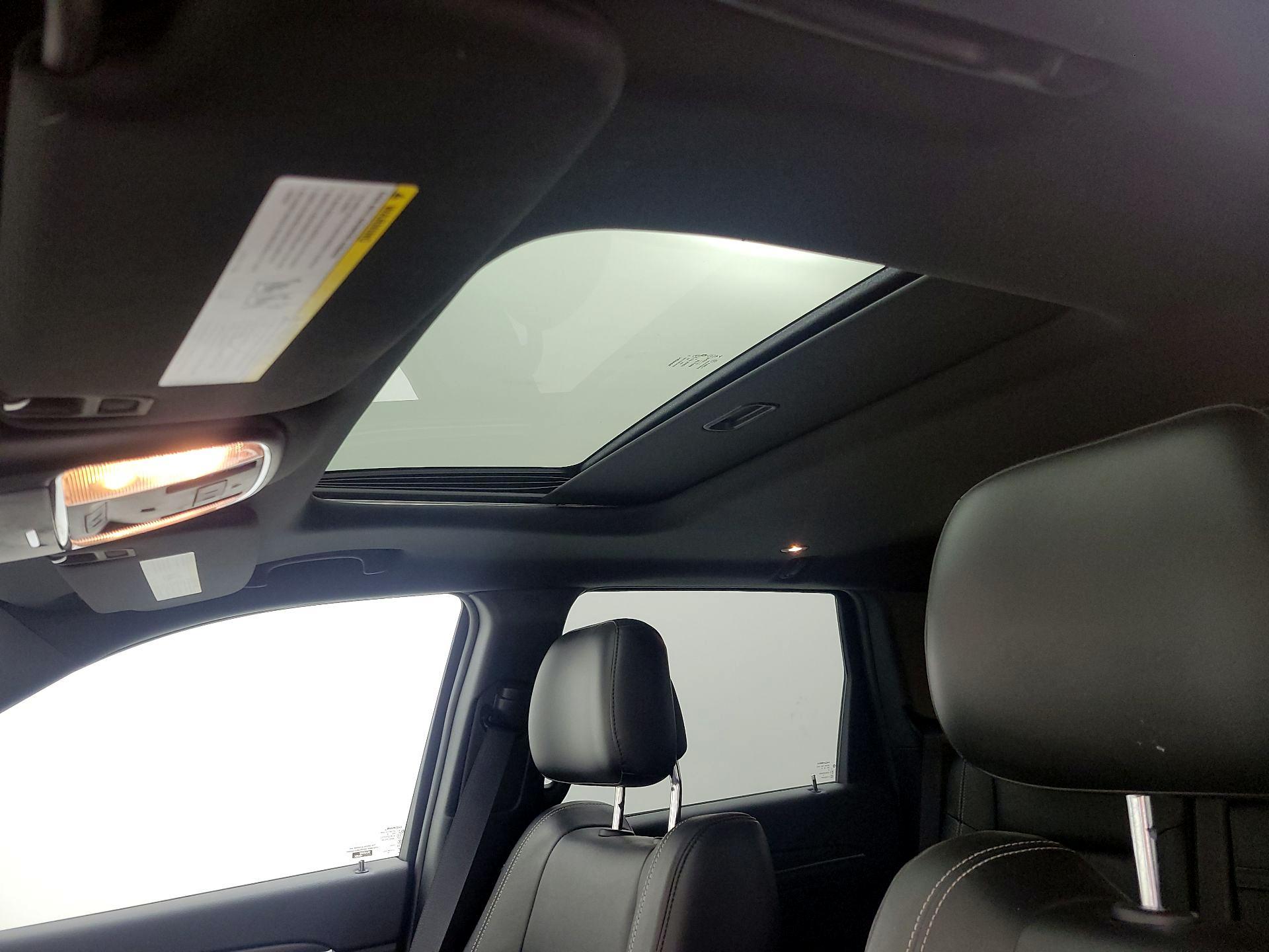 Thumbnail: 2016 Jeep Grand Cherokee - 20