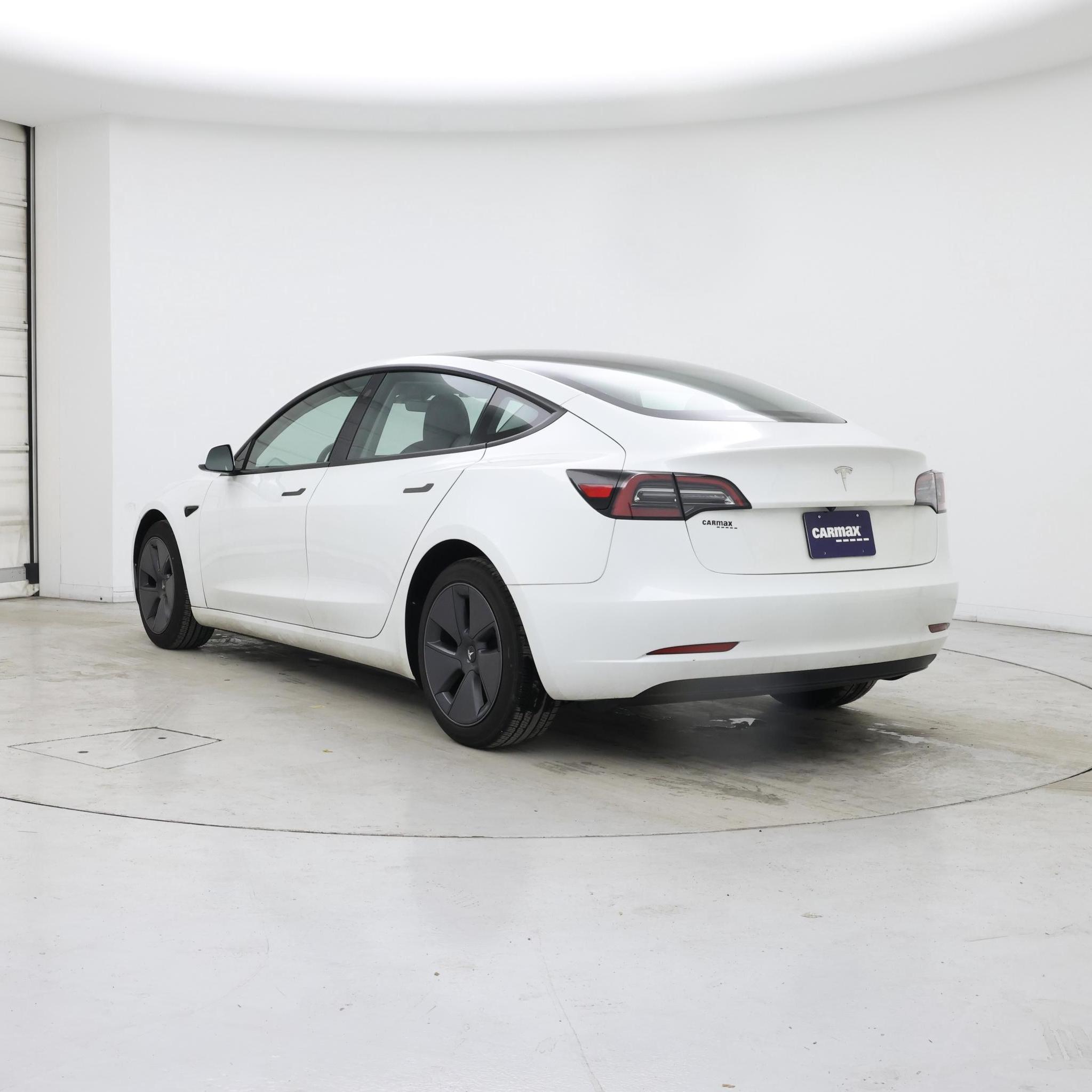 Thumbnail: 2023 Tesla Model 3 - 2