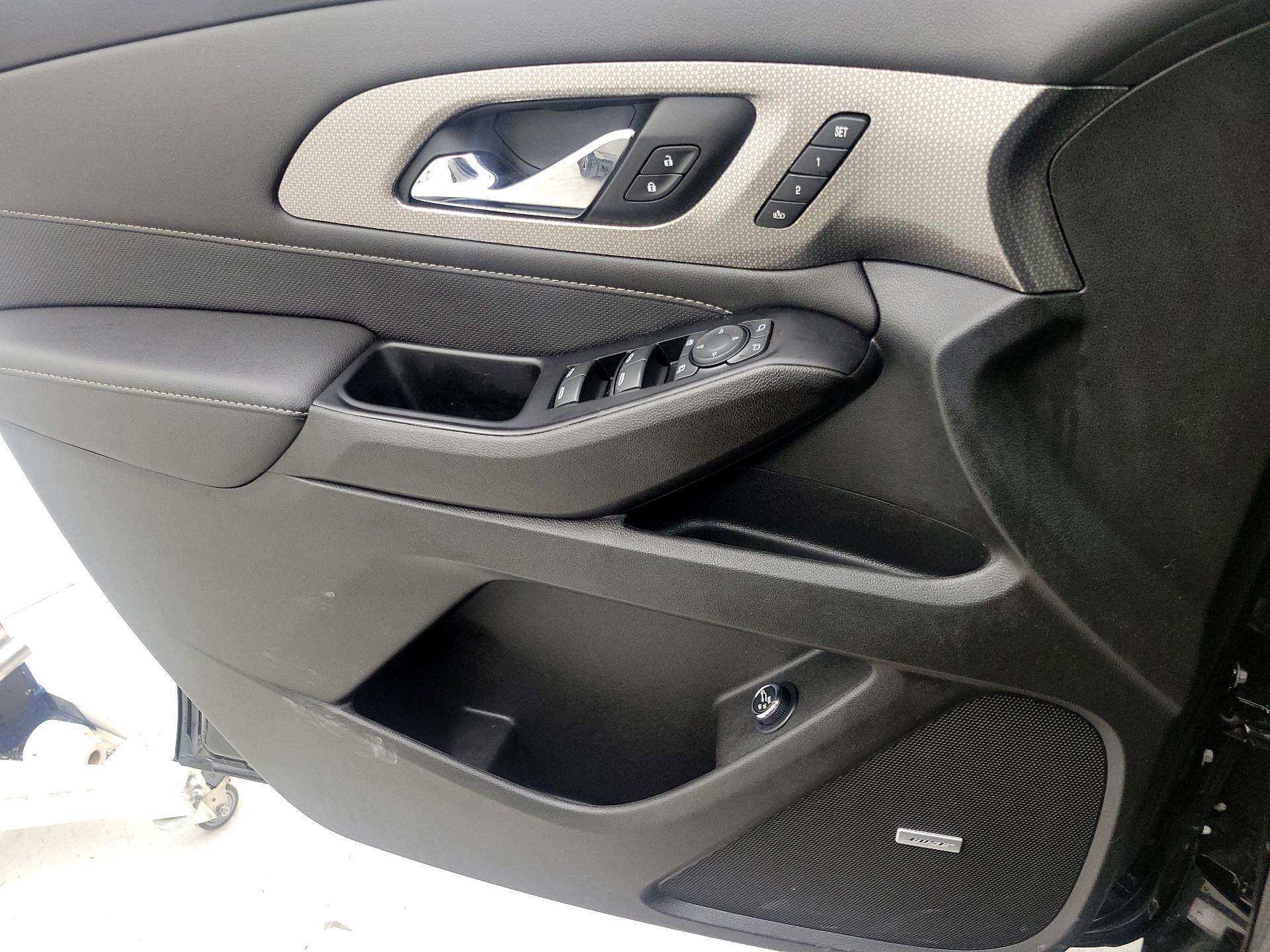 Thumbnail: 2023 Chevrolet Traverse - 12