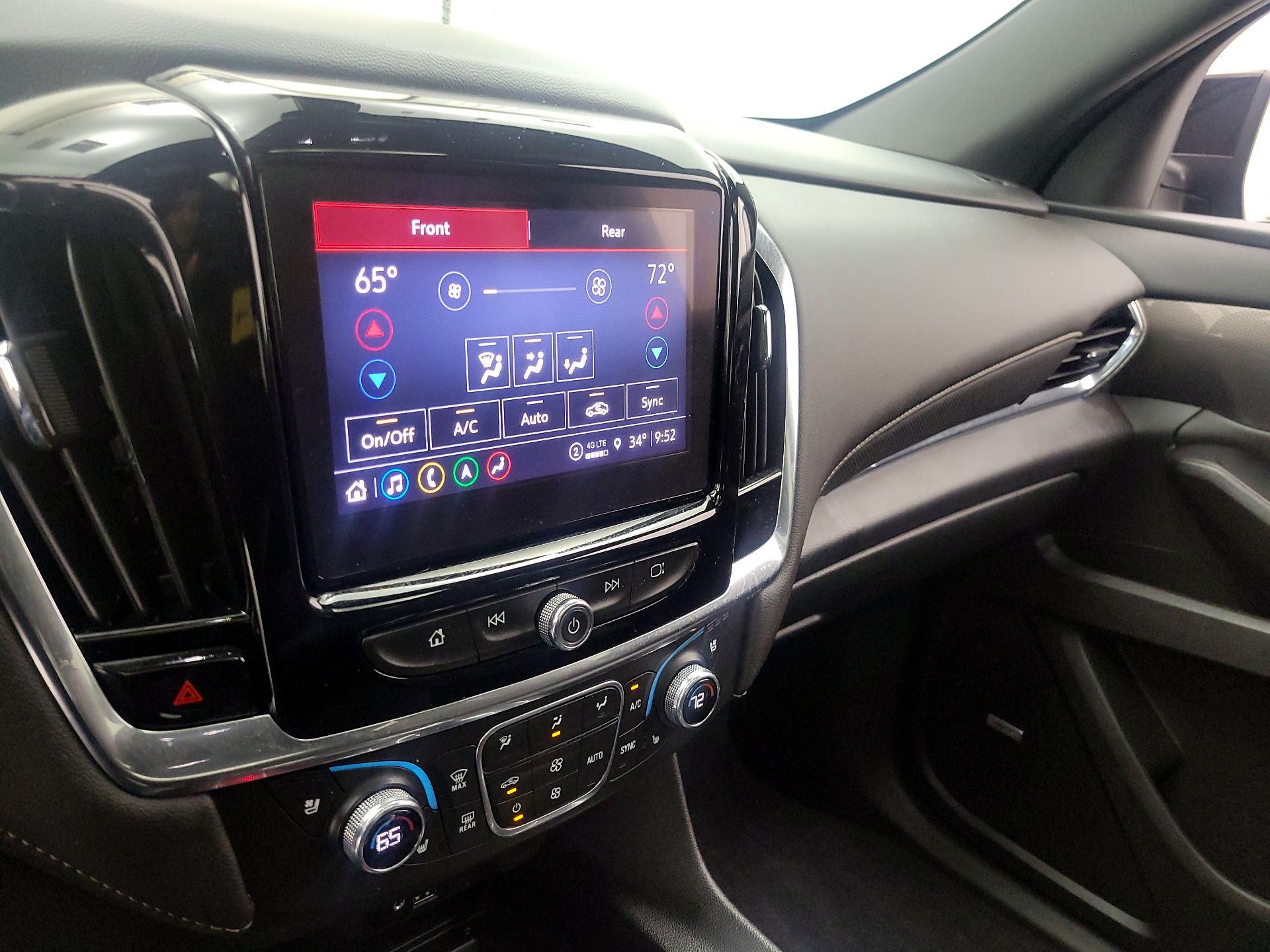 Thumbnail: 2023 Chevrolet Traverse - 16