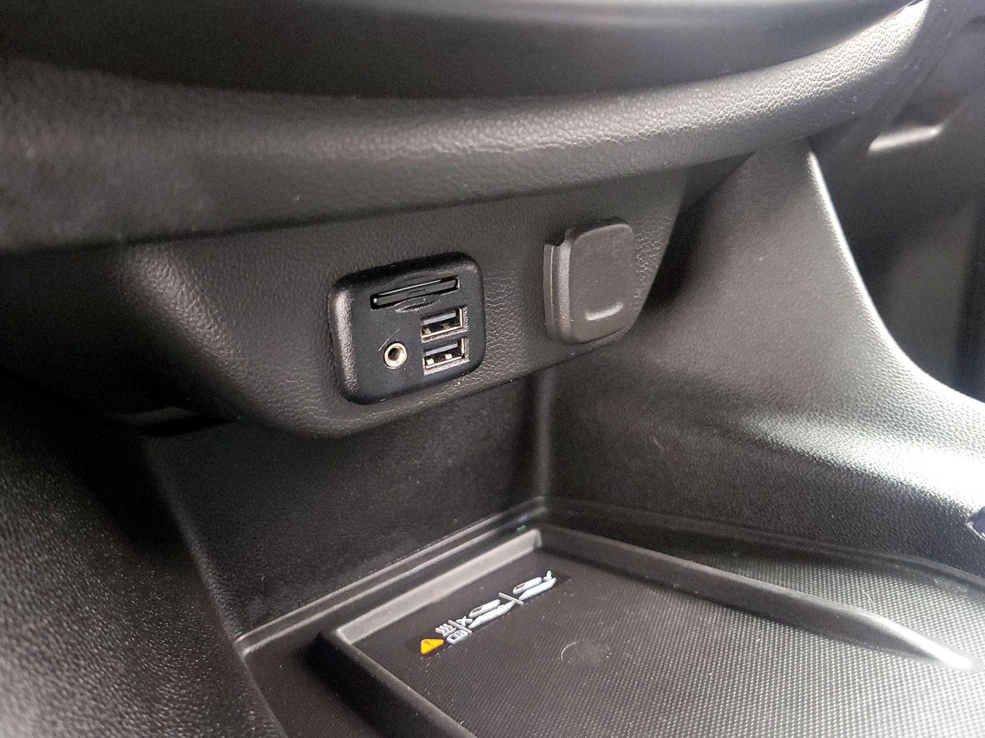 Thumbnail: 2023 Chevrolet Traverse - 18