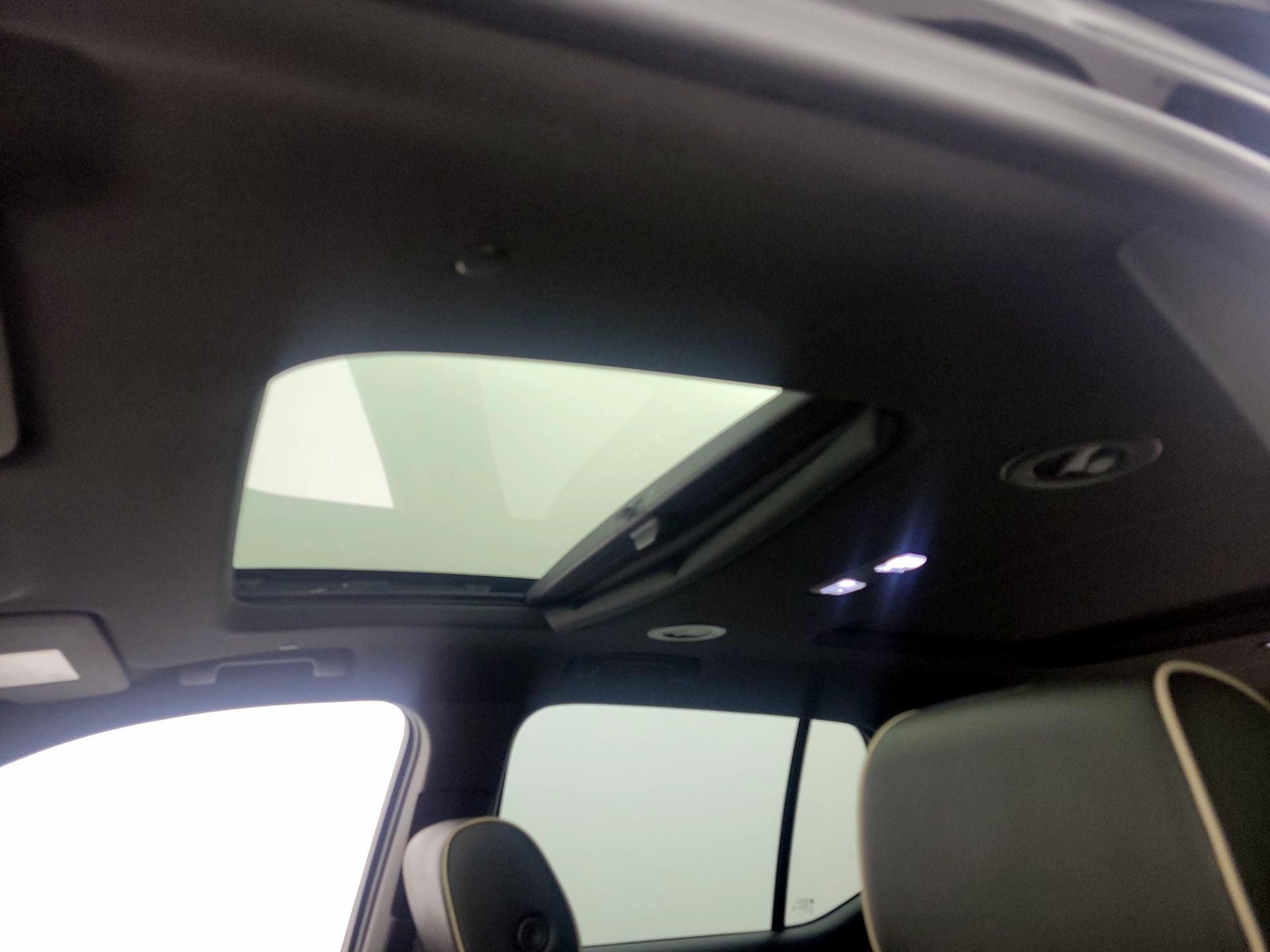 Thumbnail: 2023 Chevrolet Traverse - 19