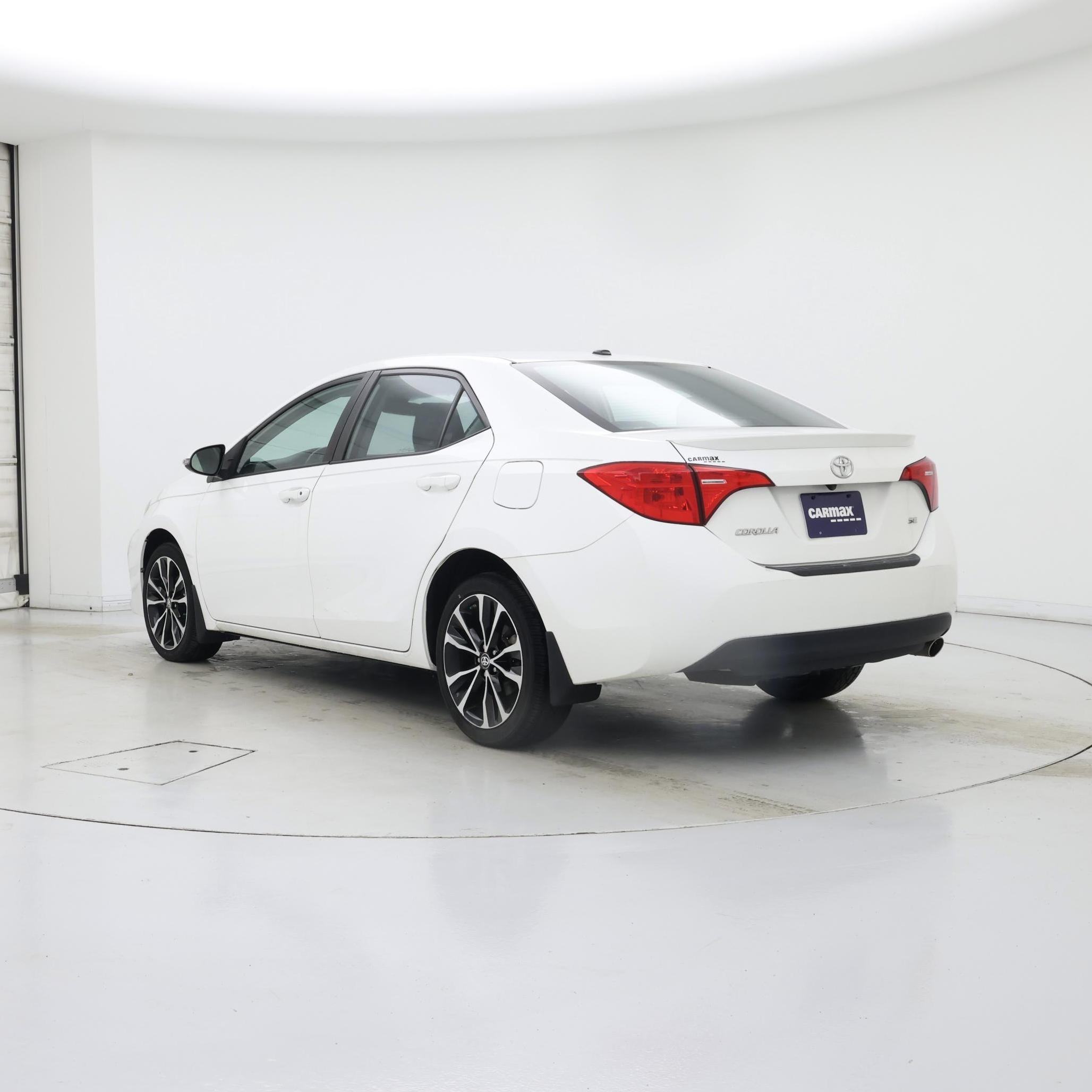 Thumbnail: 2018 Toyota Corolla - 2
