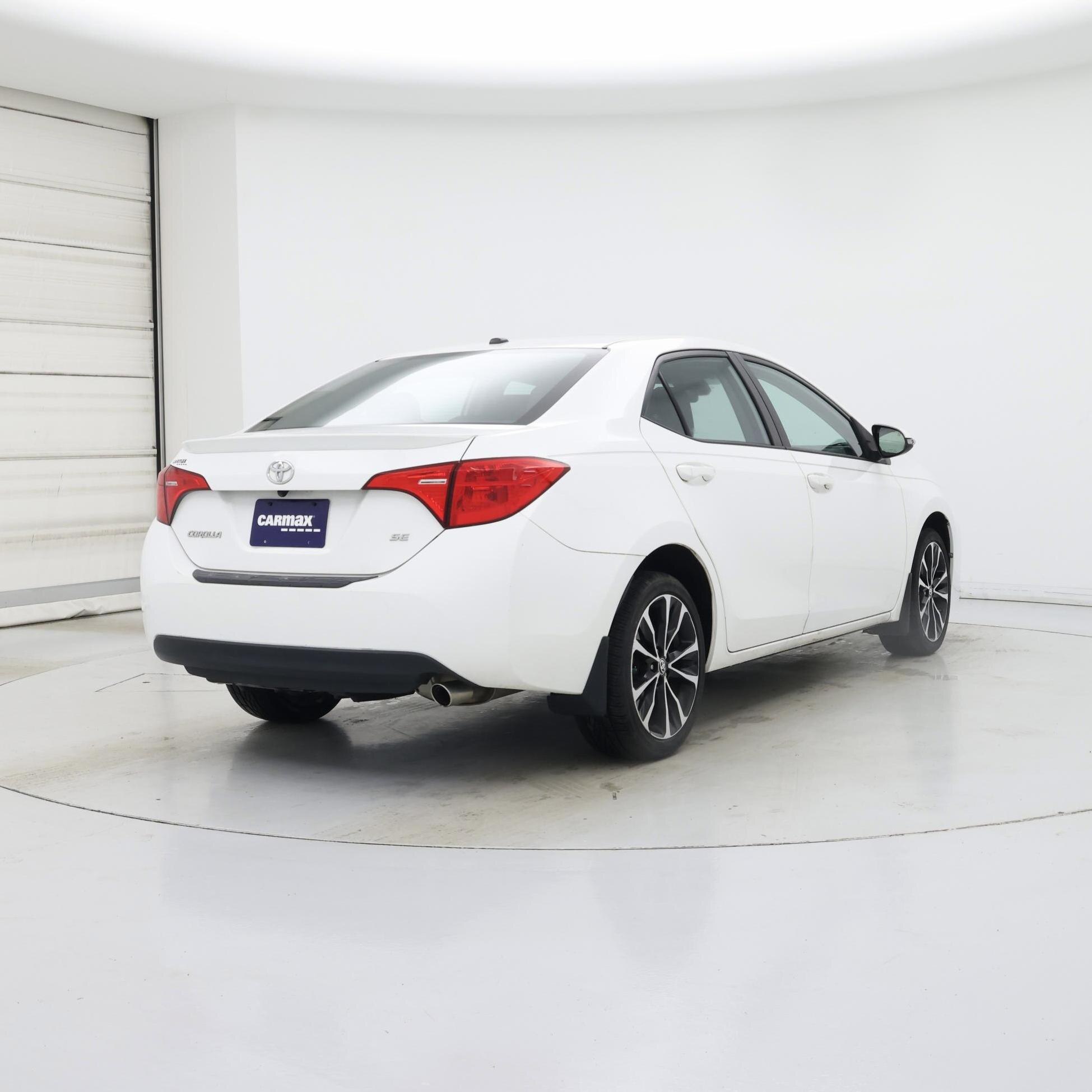 Thumbnail: 2018 Toyota Corolla - 8