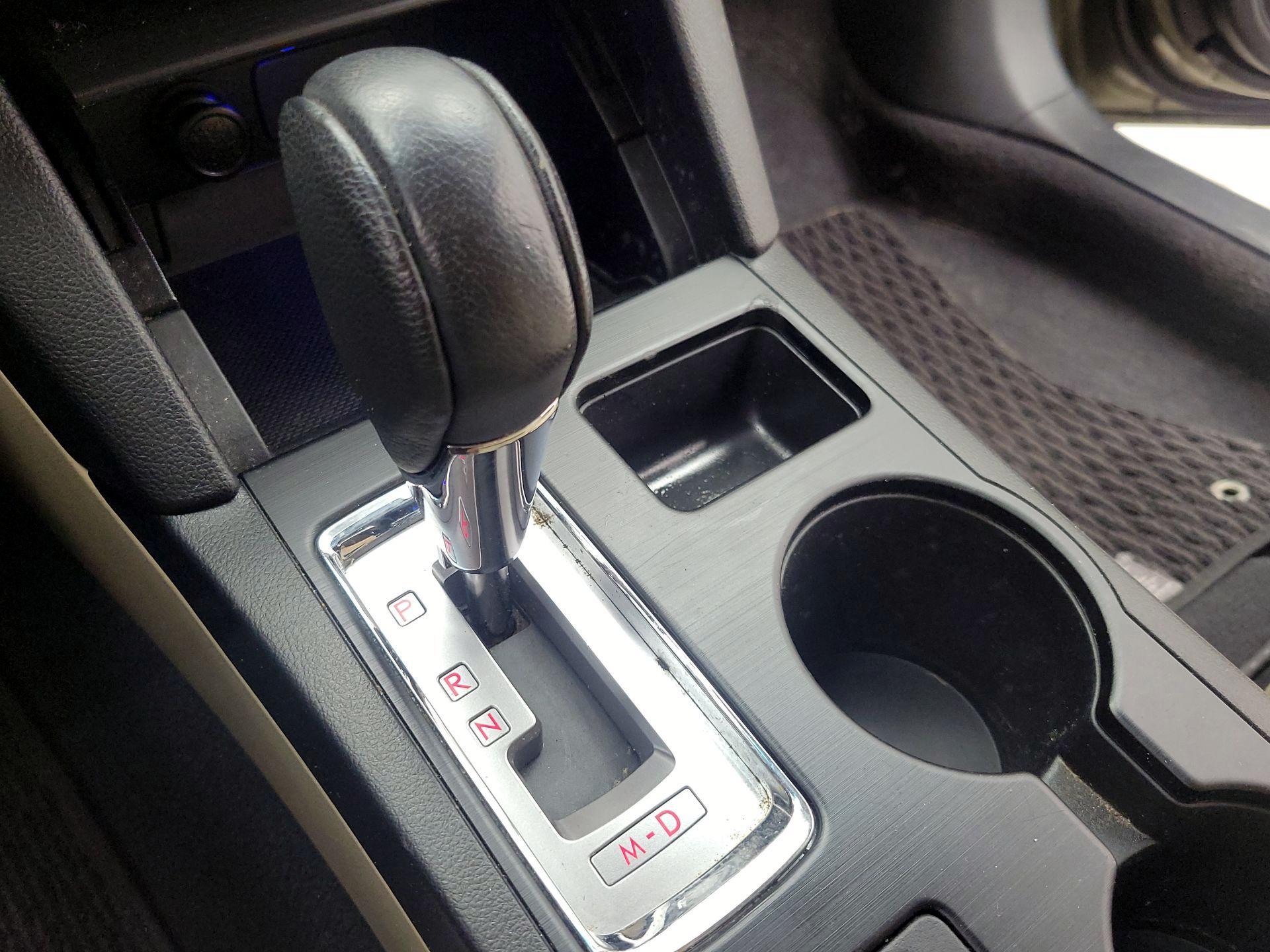 Thumbnail: 2016 Subaru Outback - 18