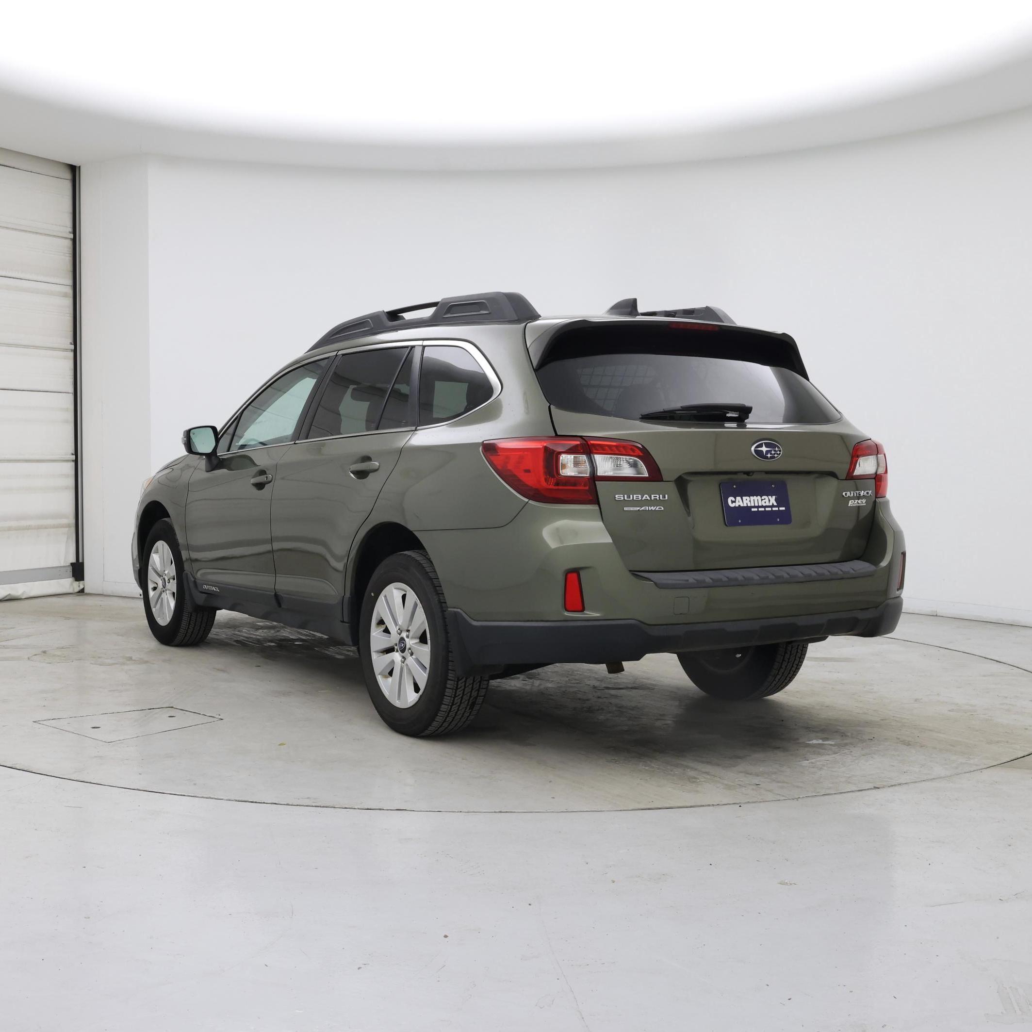 Thumbnail: 2016 Subaru Outback - 2