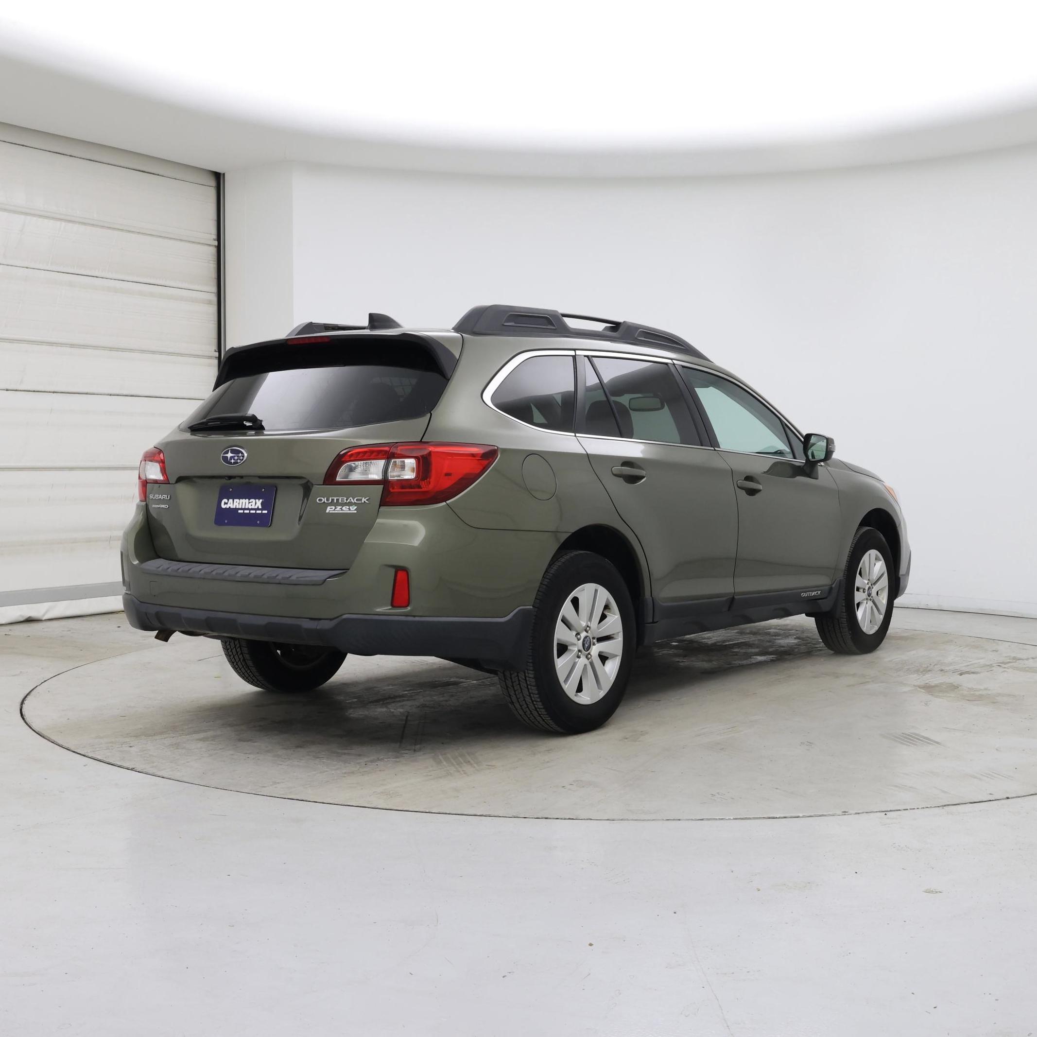 Thumbnail: 2016 Subaru Outback - 8