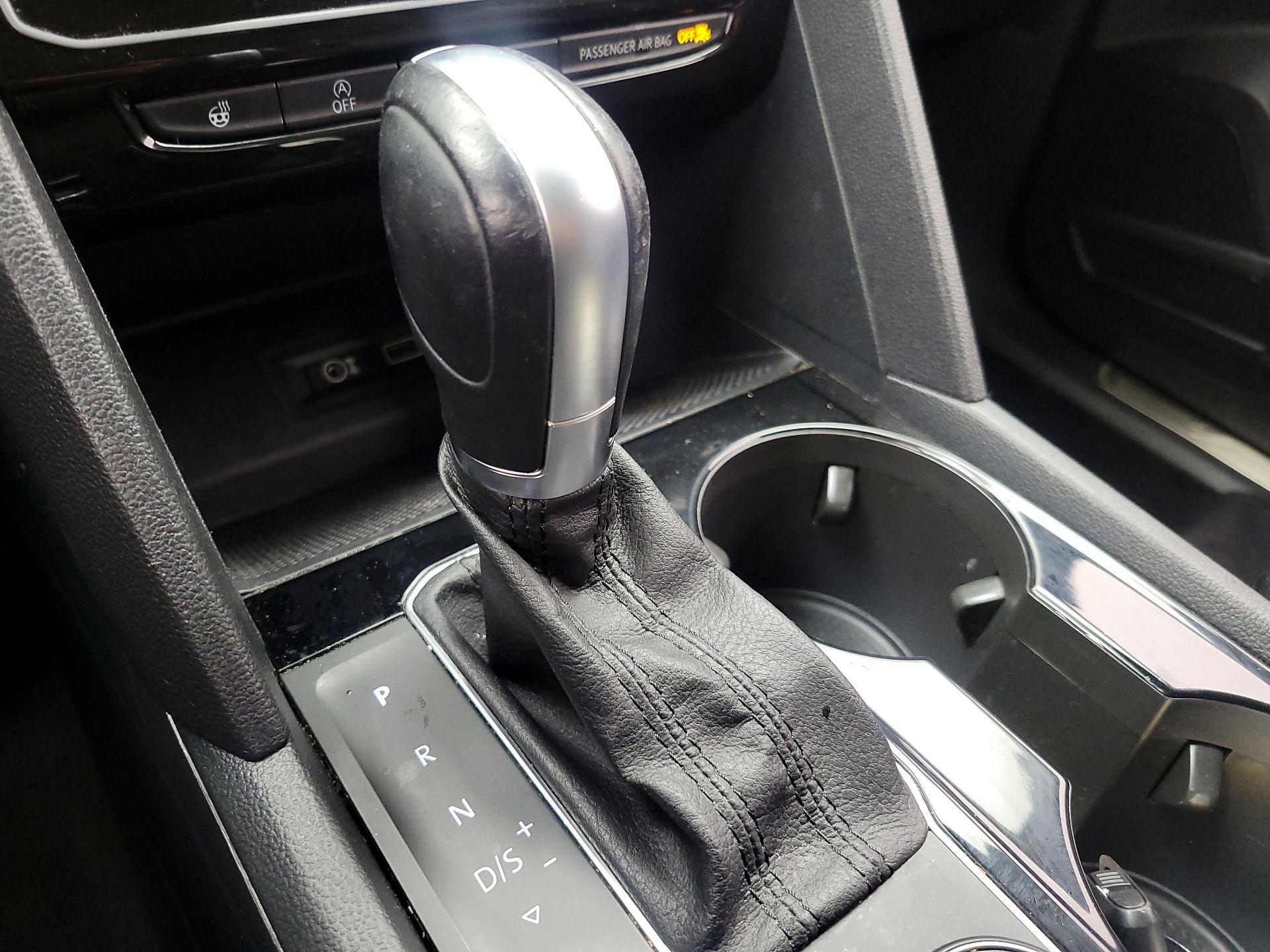 Thumbnail: 2019 Volkswagen Atlas - 18