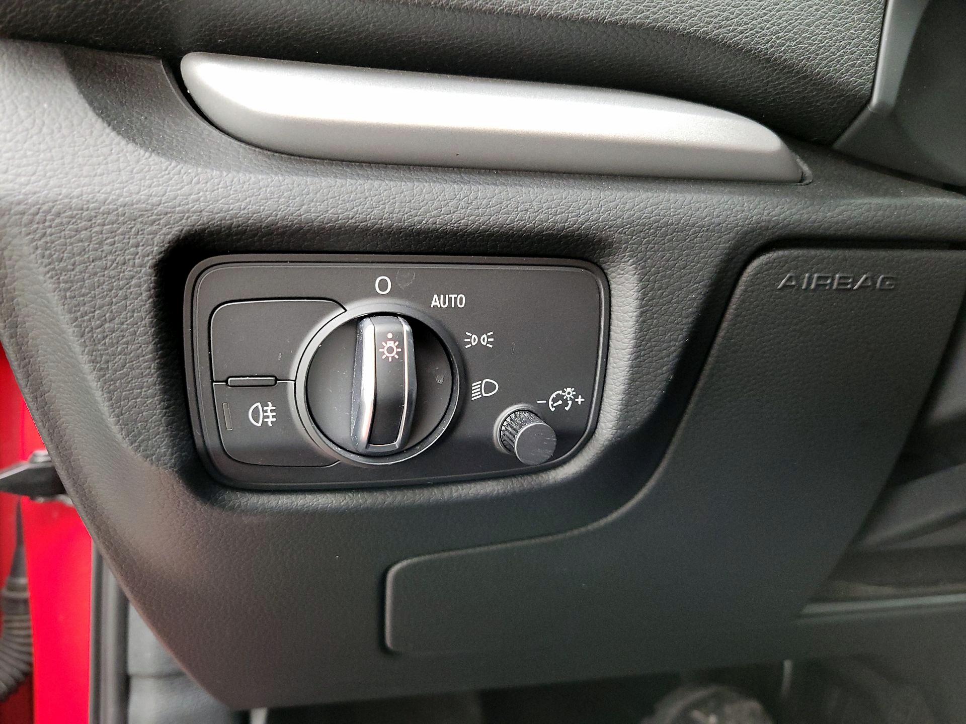 Thumbnail: 2016 Audi A3 - 13