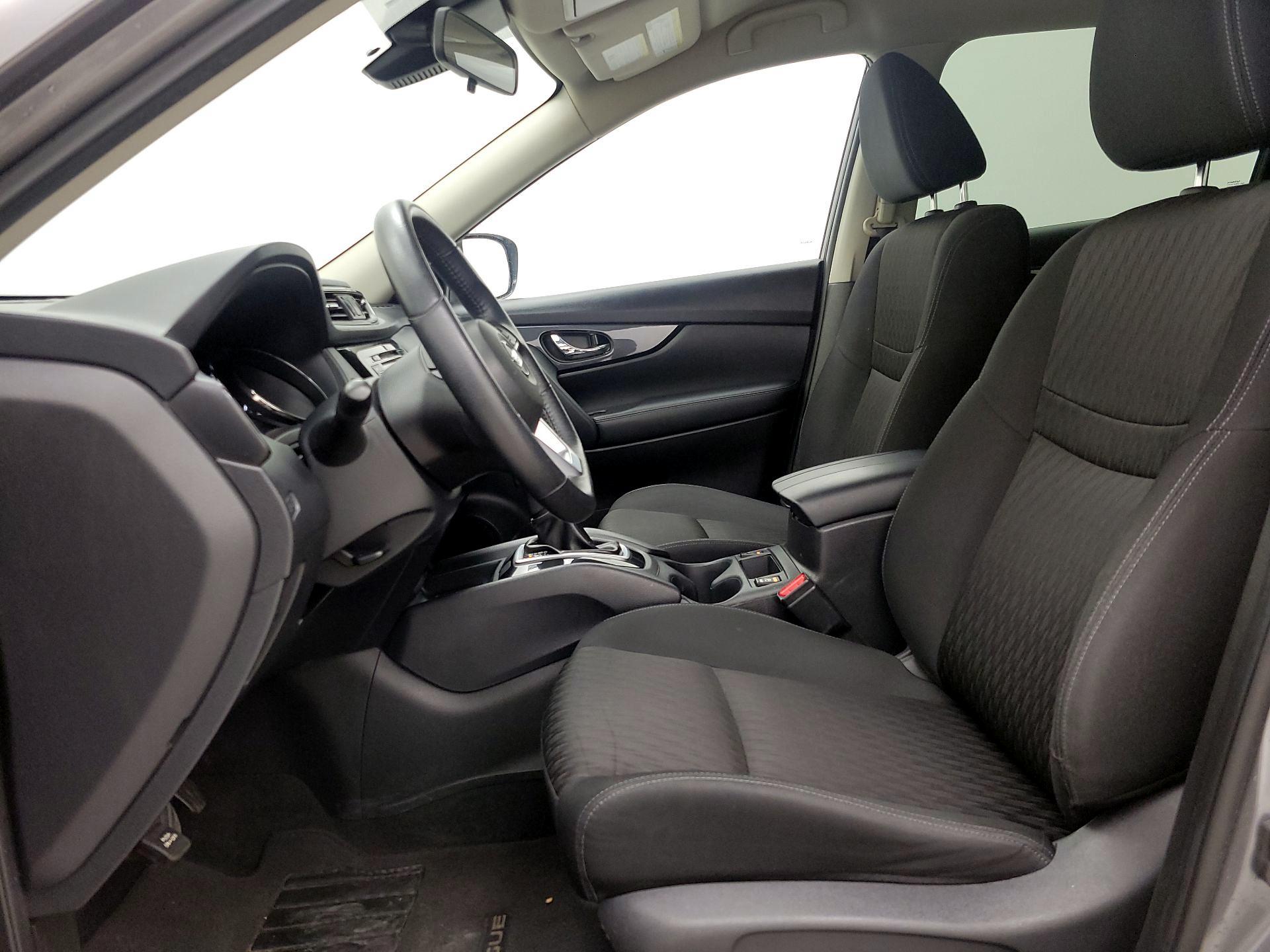 Thumbnail: 2020 Nissan Rogue - 11