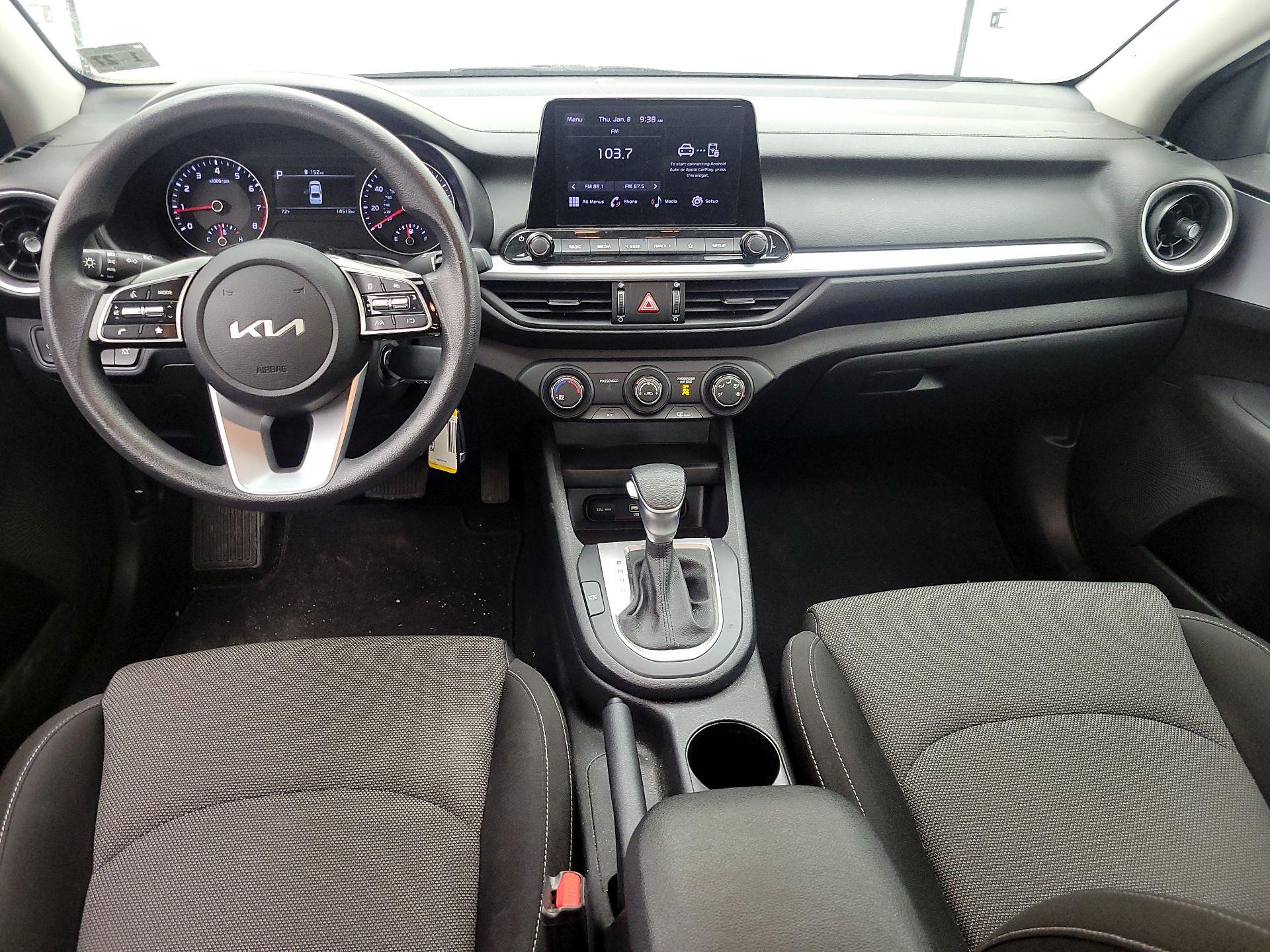 Thumbnail: 2022 Kia Forte - 9