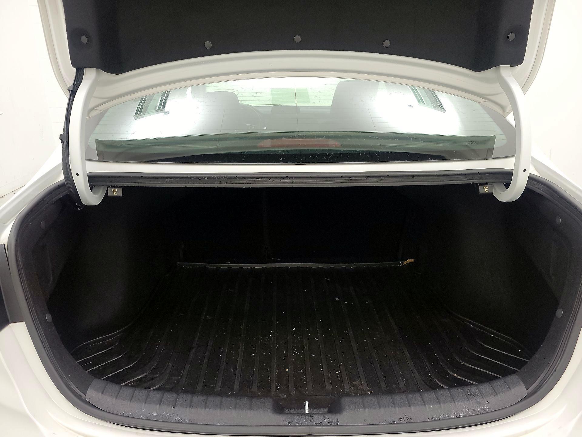 Thumbnail: 2022 Kia Forte - 20