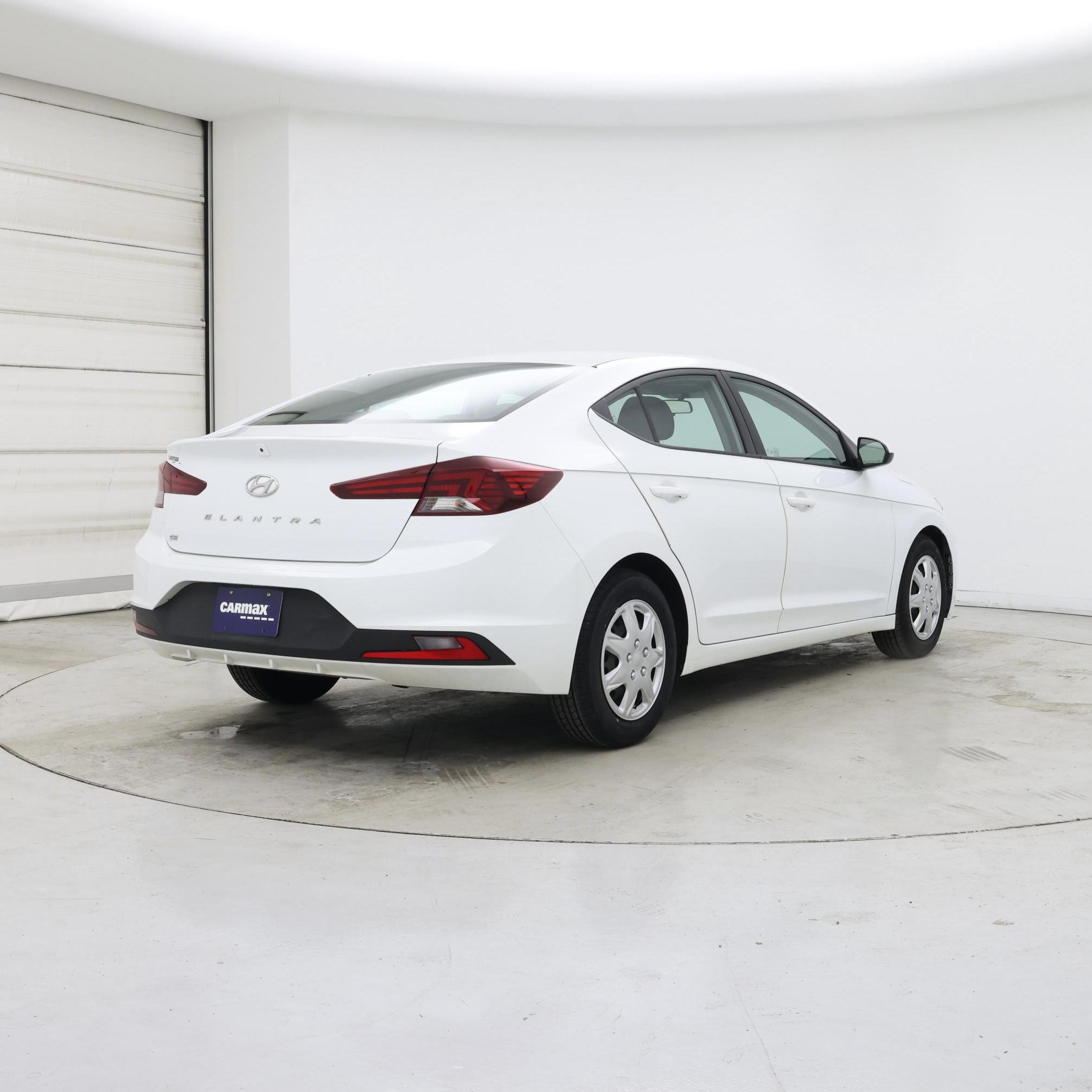 Thumbnail: 2019 Hyundai Elantra - 8