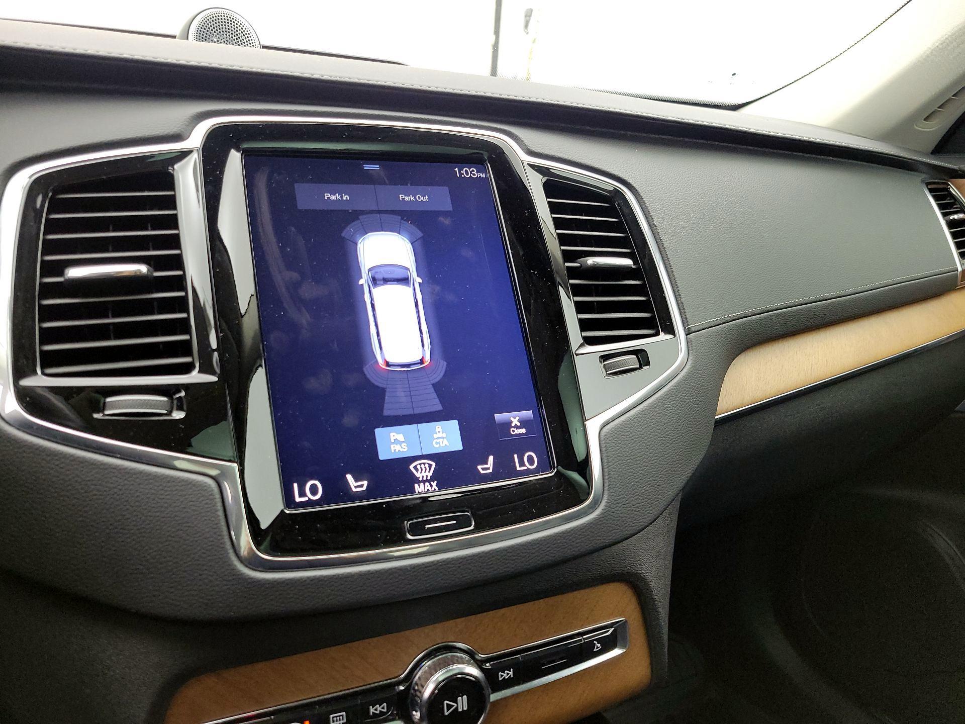 Thumbnail: 2018 Volvo XC90 - 14