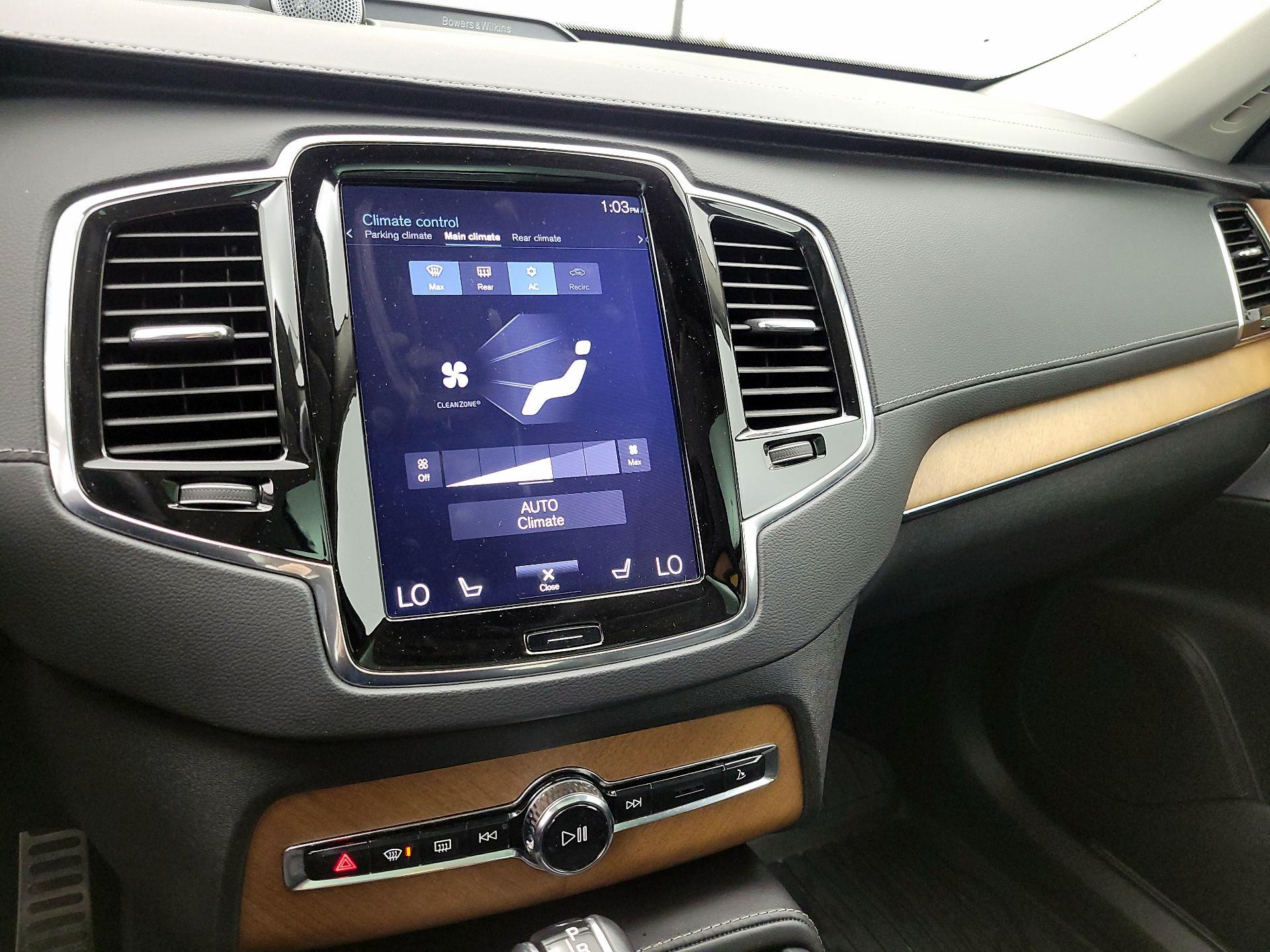 Thumbnail: 2018 Volvo XC90 - 16