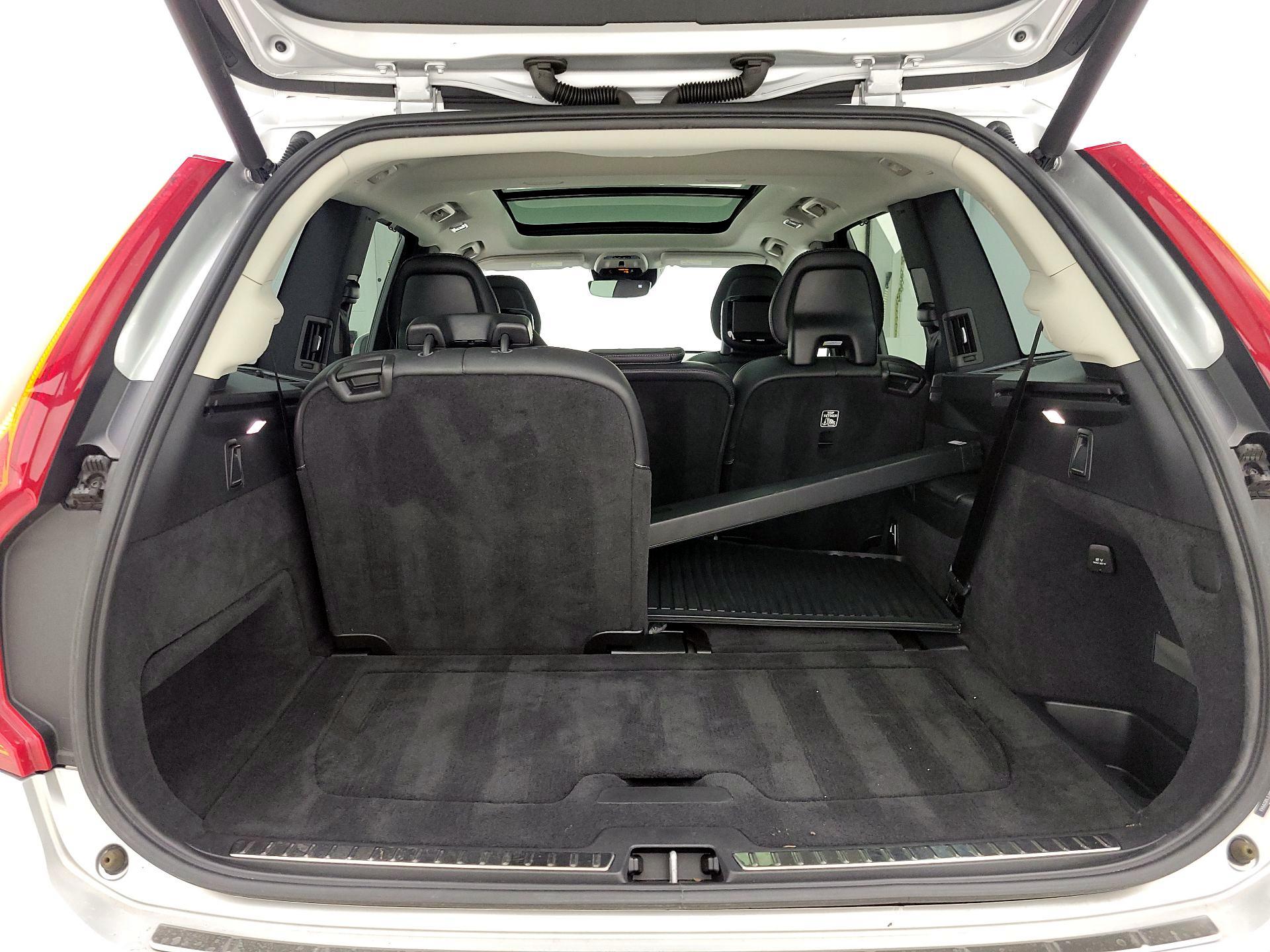 Thumbnail: 2018 Volvo XC90 - 20