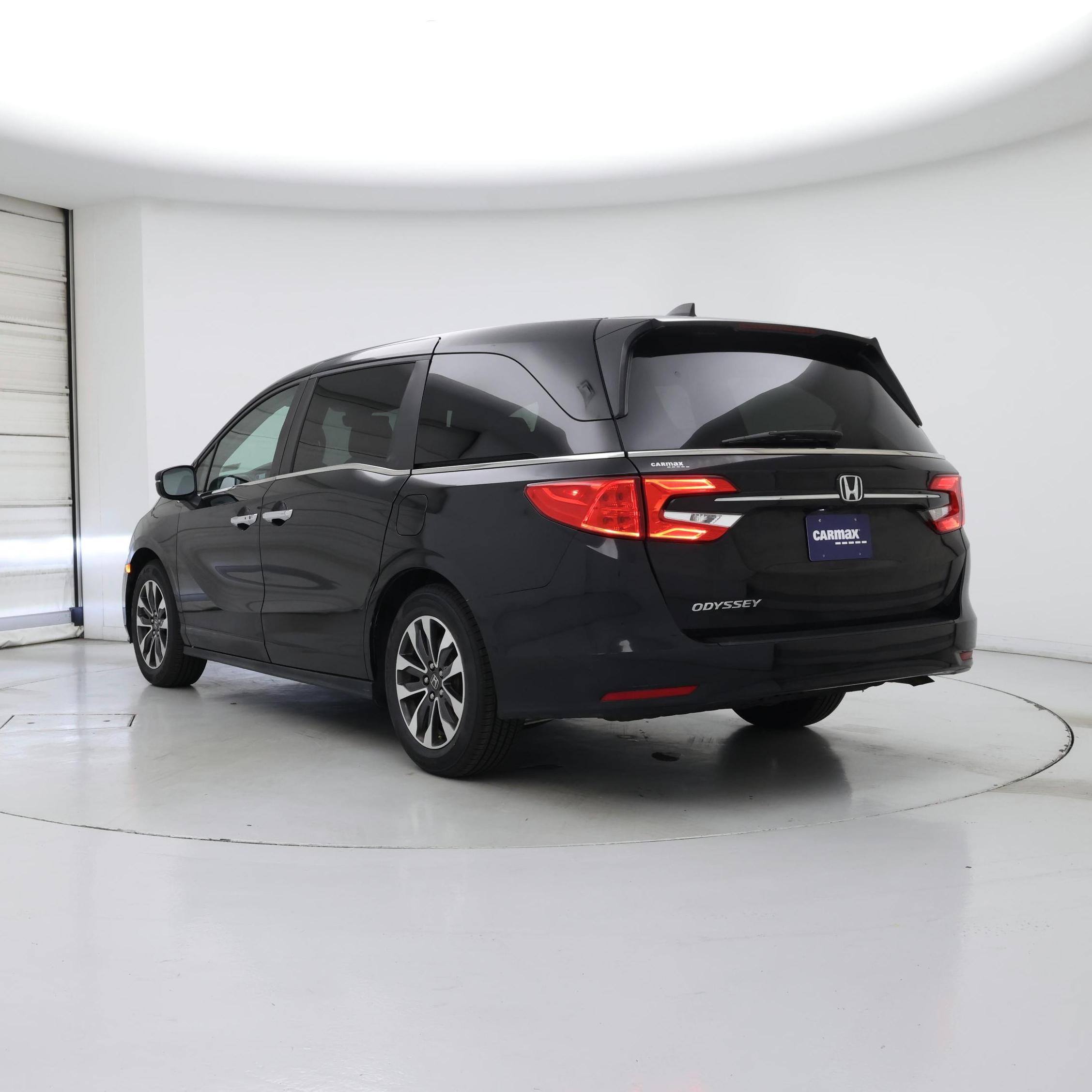 Thumbnail: 2023 Honda Odyssey - 2