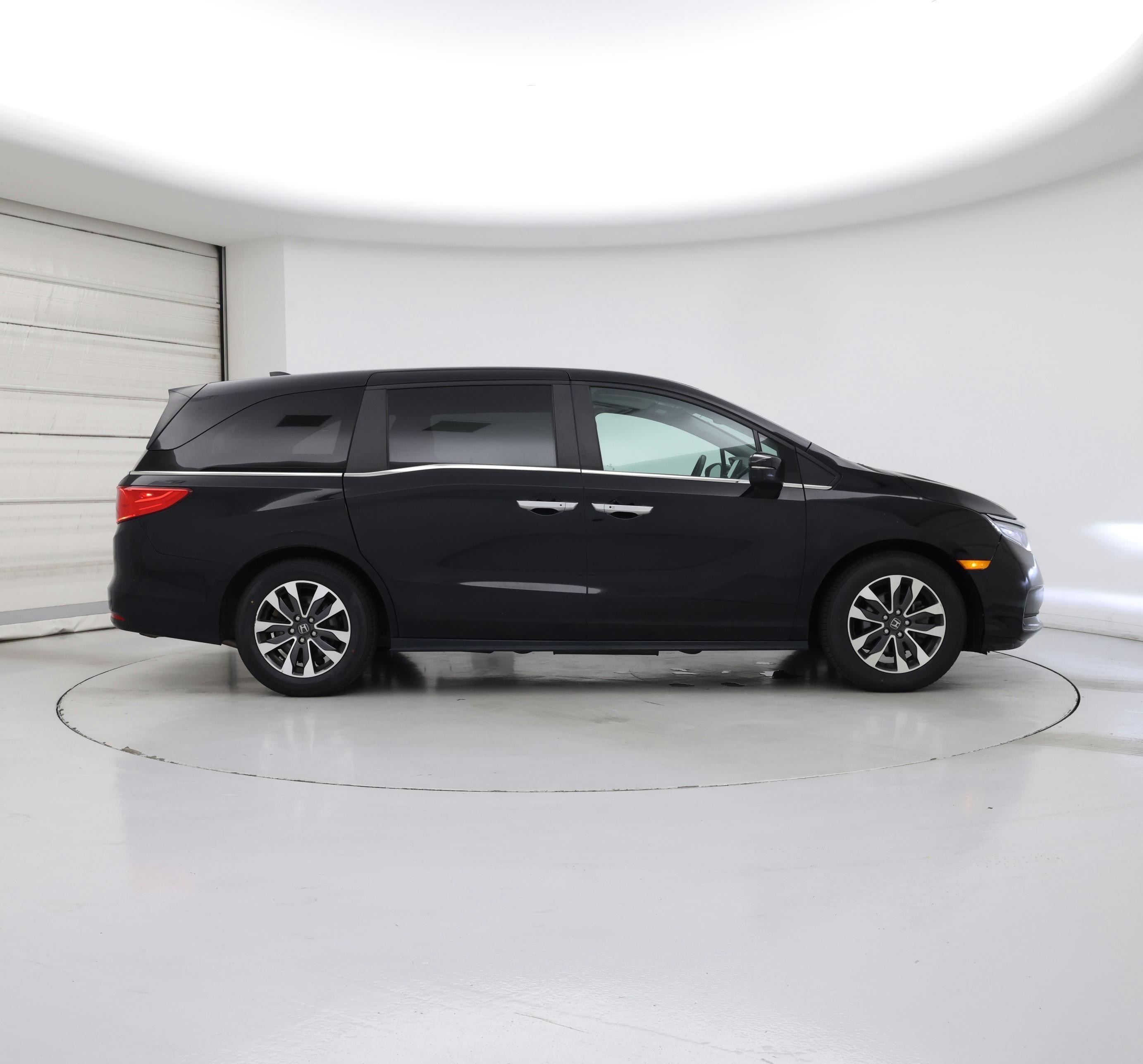 Thumbnail: 2023 Honda Odyssey - 7