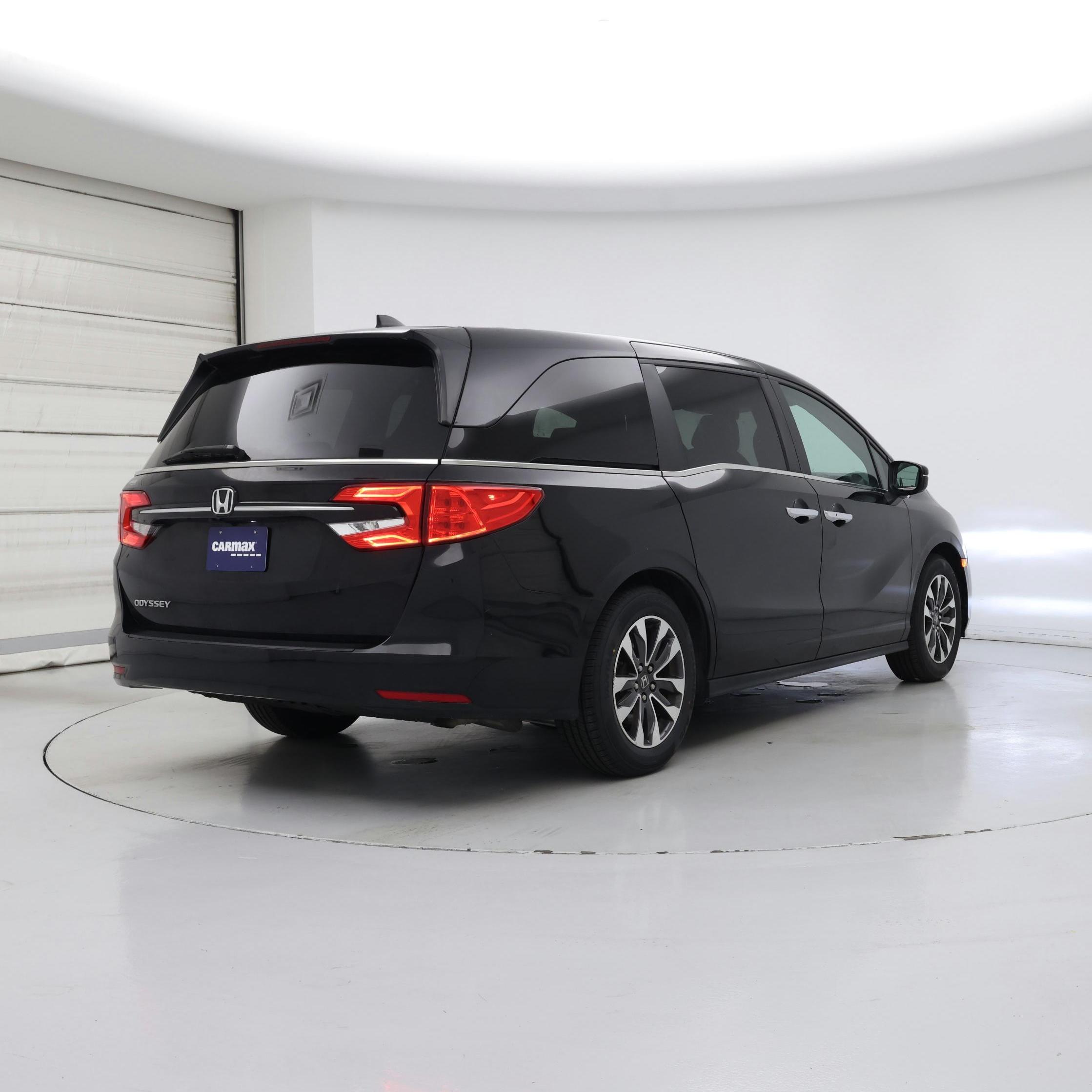 Thumbnail: 2023 Honda Odyssey - 8