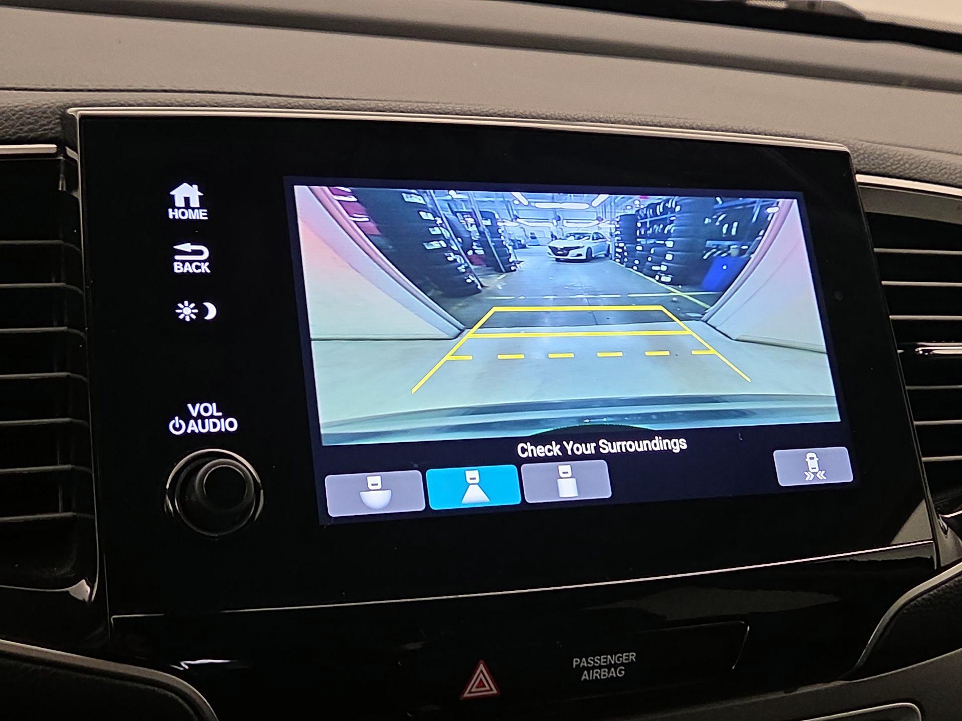 Thumbnail: 2021 Honda Pilot - 14