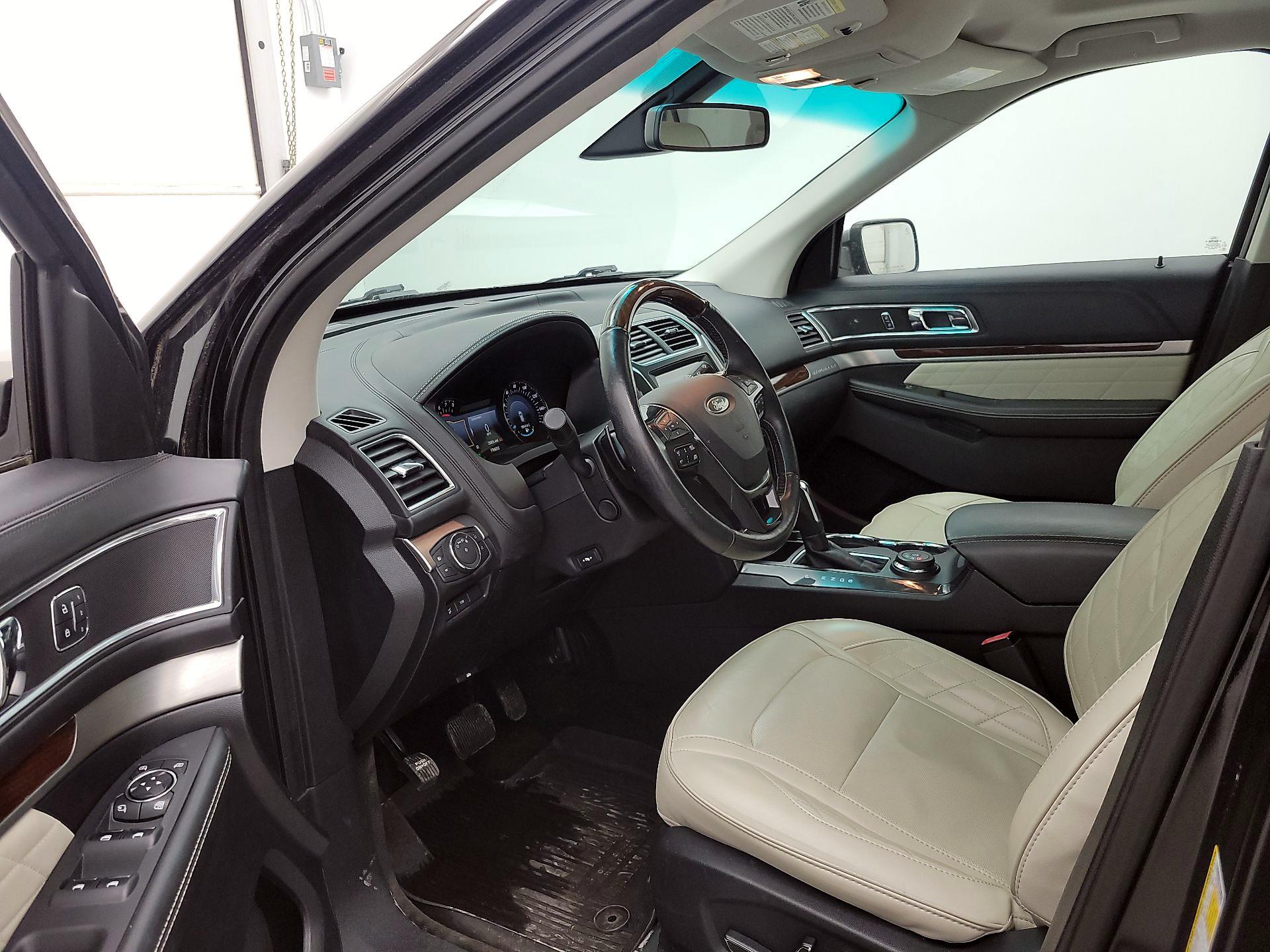 Thumbnail: 2017 Ford Explorer - 11