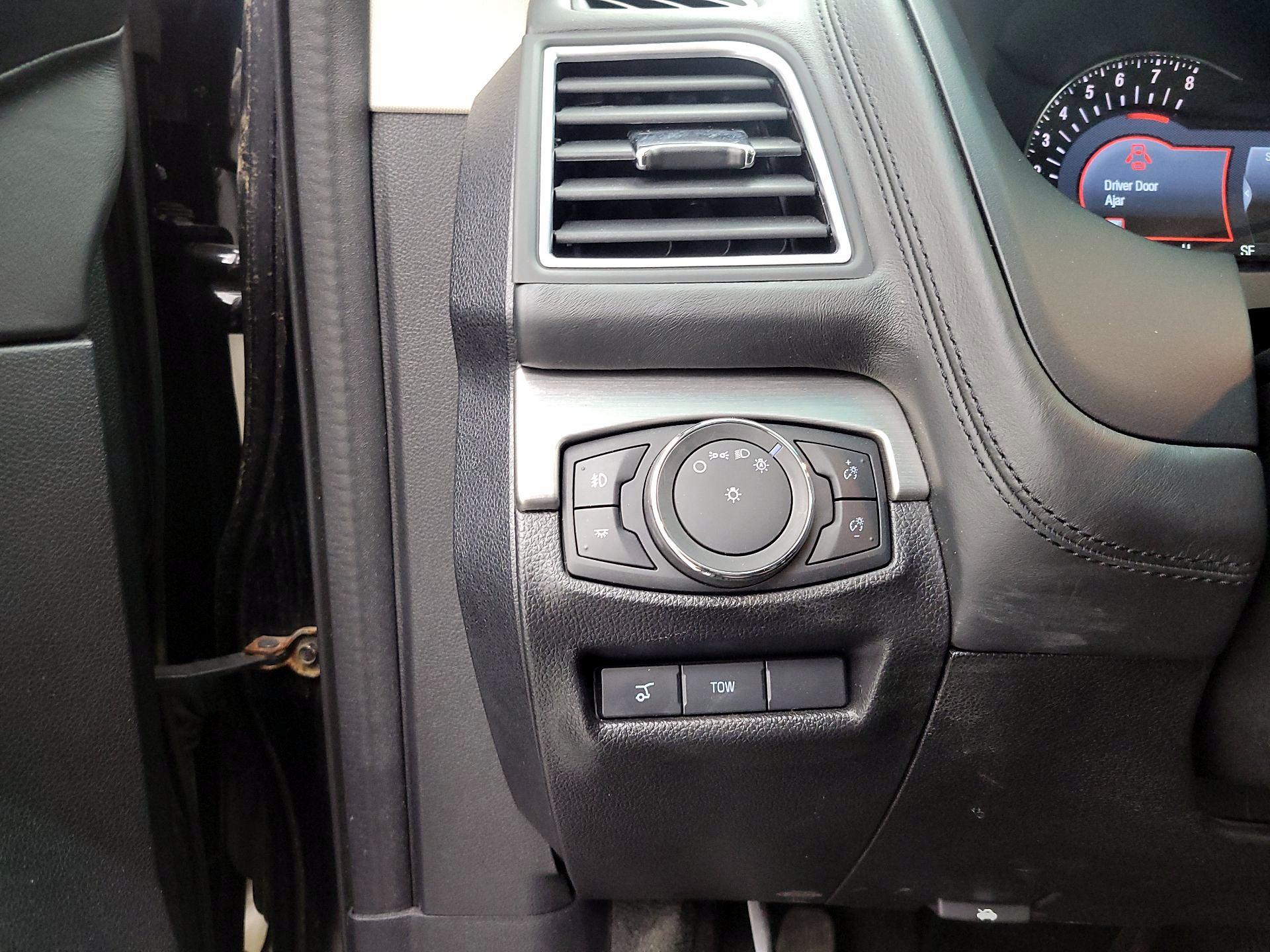 Thumbnail: 2017 Ford Explorer - 13