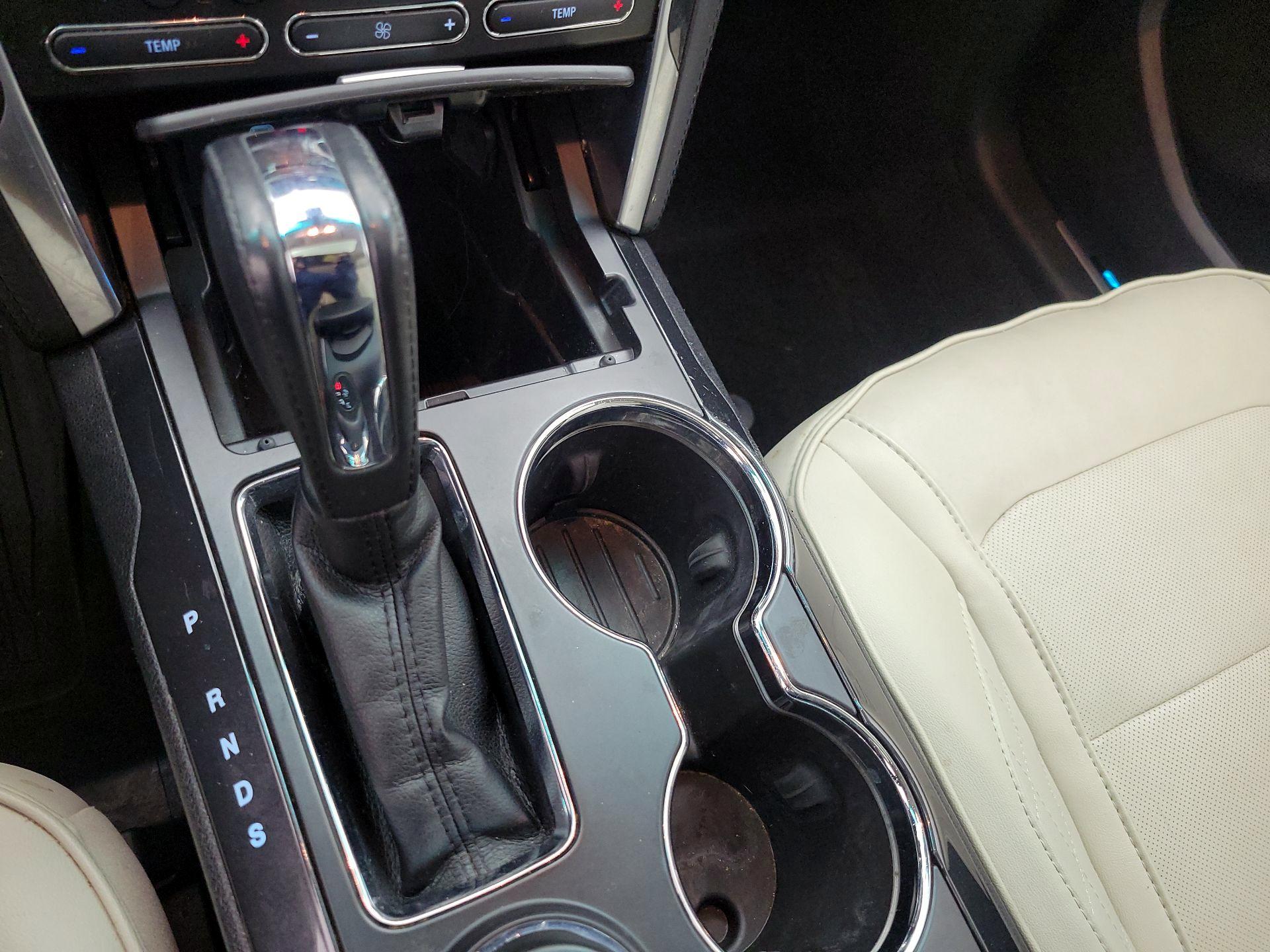 Thumbnail: 2017 Ford Explorer - 18