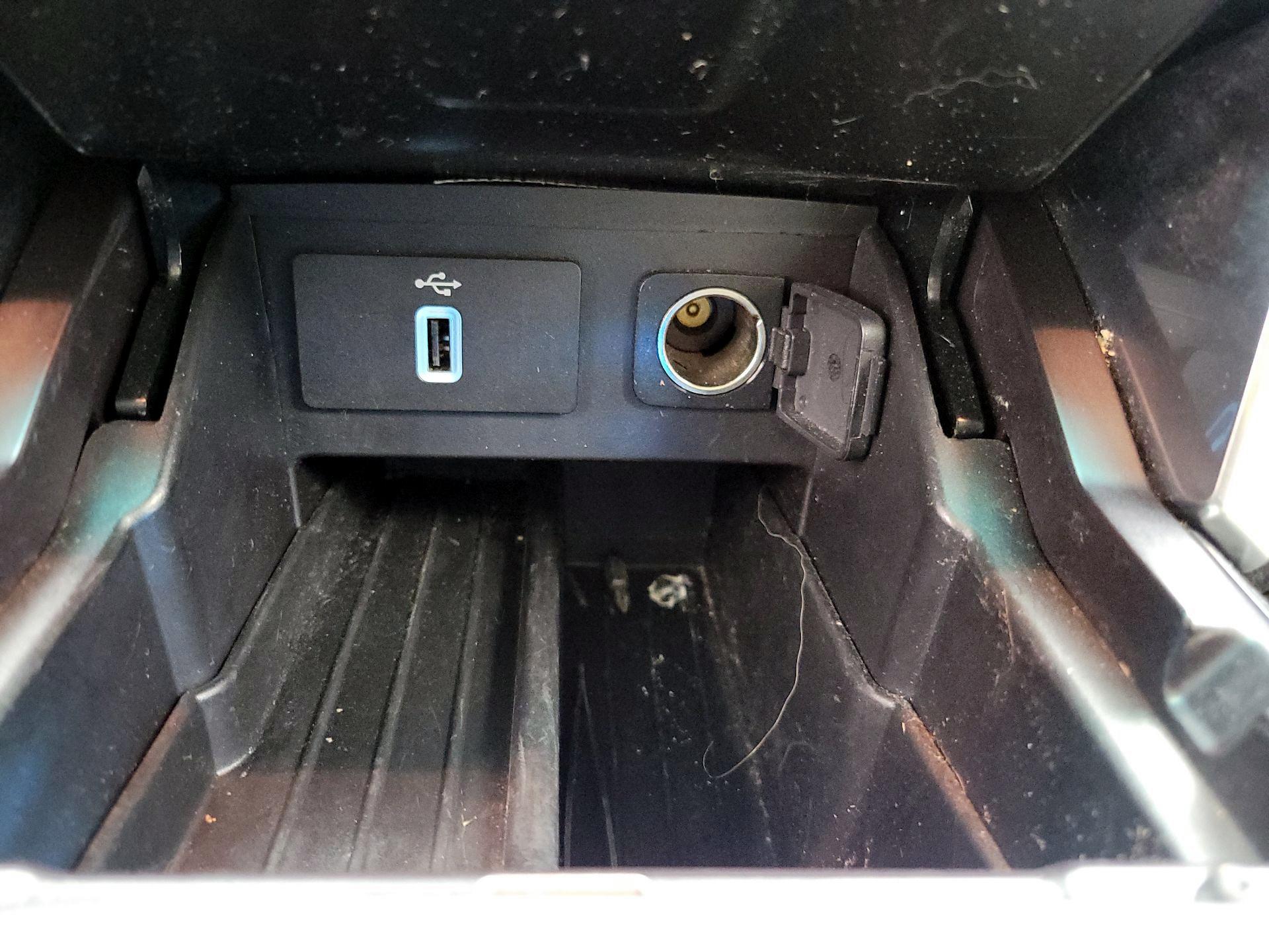 Thumbnail: 2017 Ford Explorer - 19