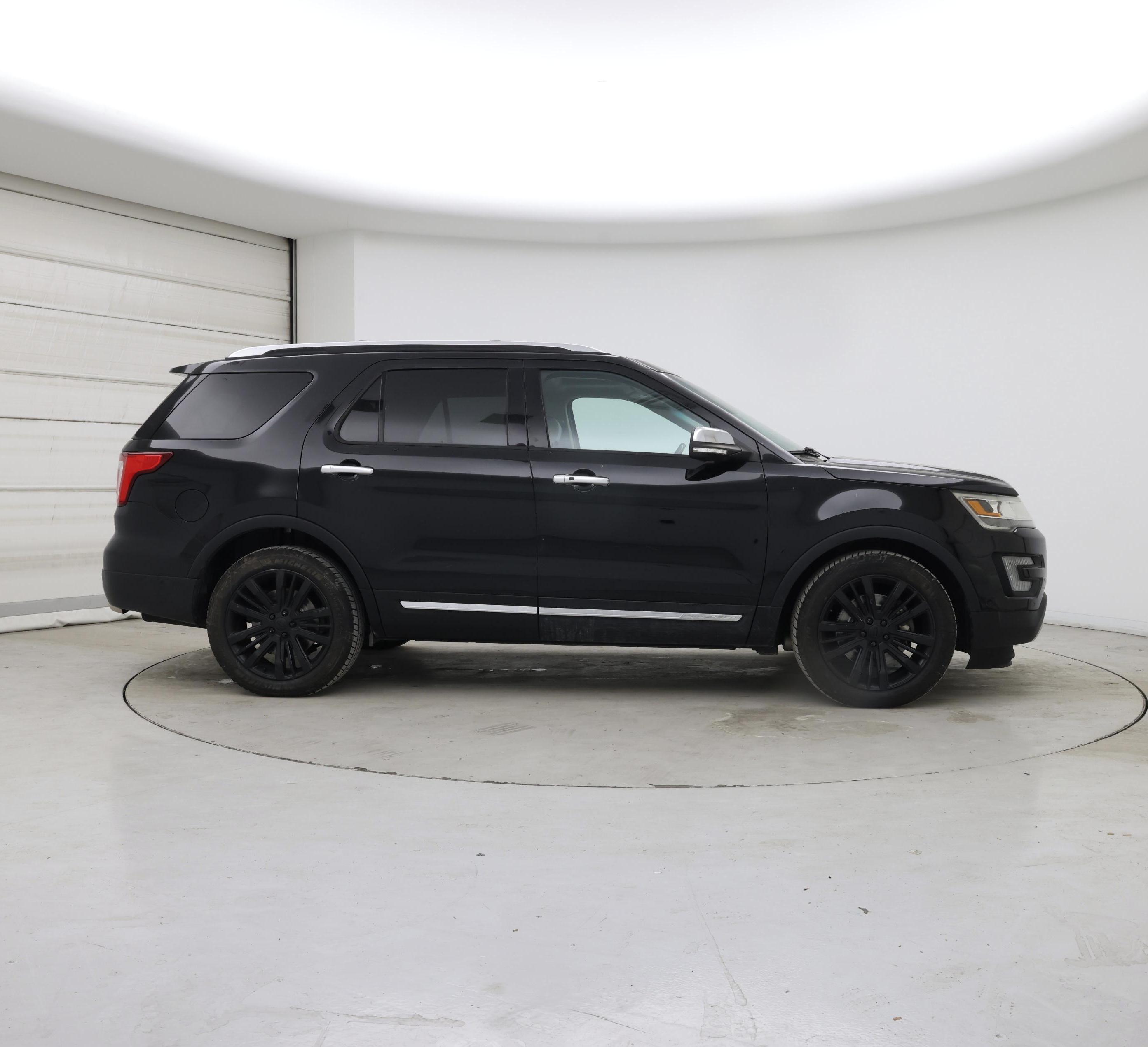 Thumbnail: 2017 Ford Explorer - 7