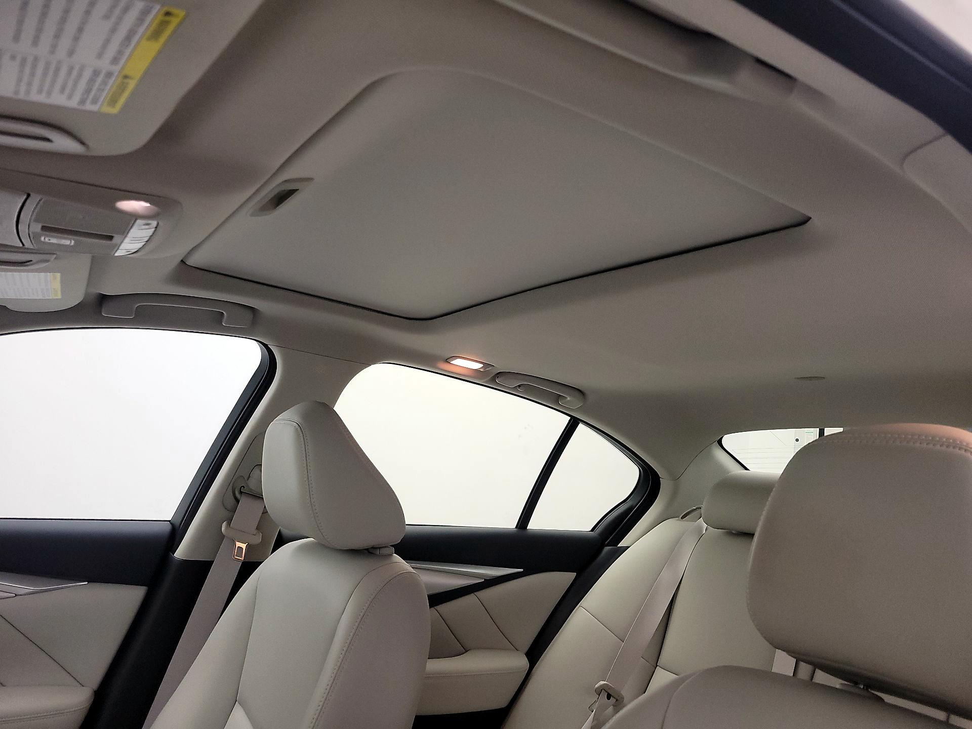 Thumbnail: 2021 INFINITI Q50 - 19