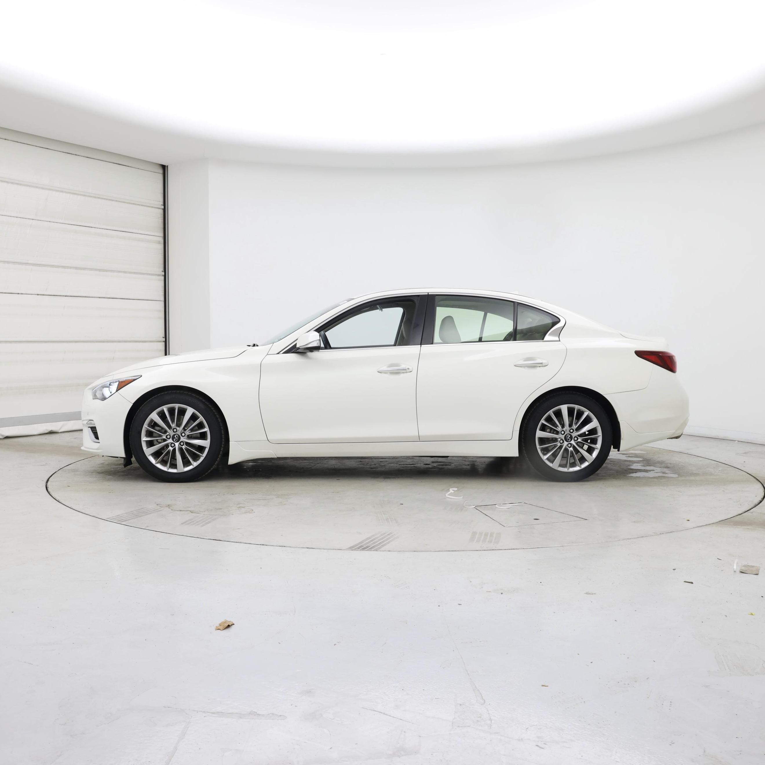 Thumbnail: 2021 INFINITI Q50 - 3