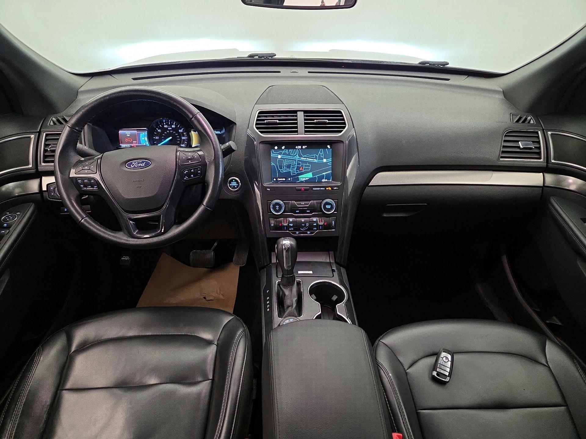 Thumbnail: 2019 Ford Explorer - 9