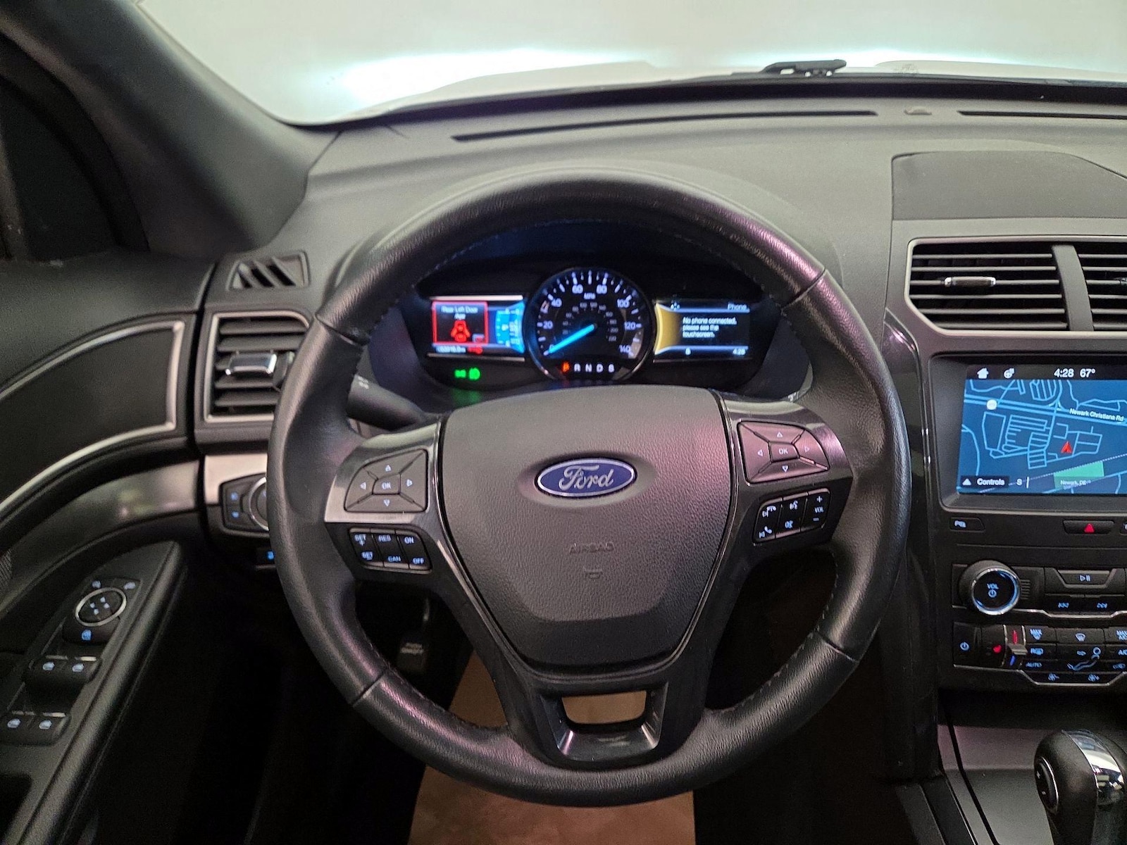 2019 Ford Explorer XLT - Photo 11