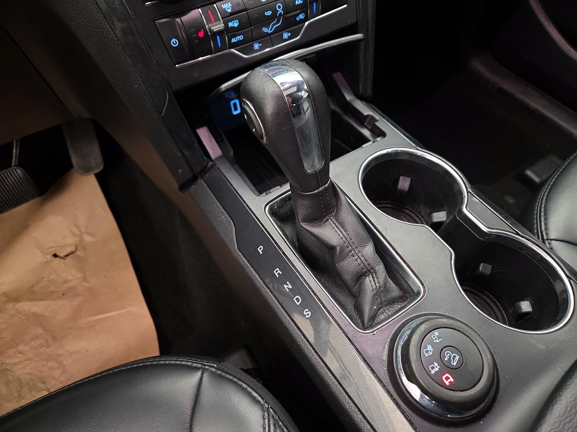 Thumbnail: 2019 Ford Explorer - 18