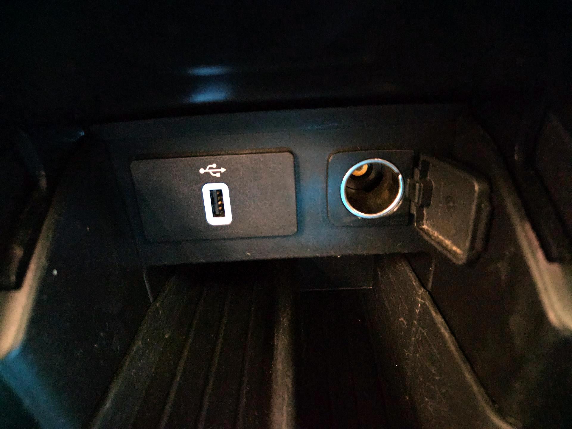 Thumbnail: 2019 Ford Explorer - 19