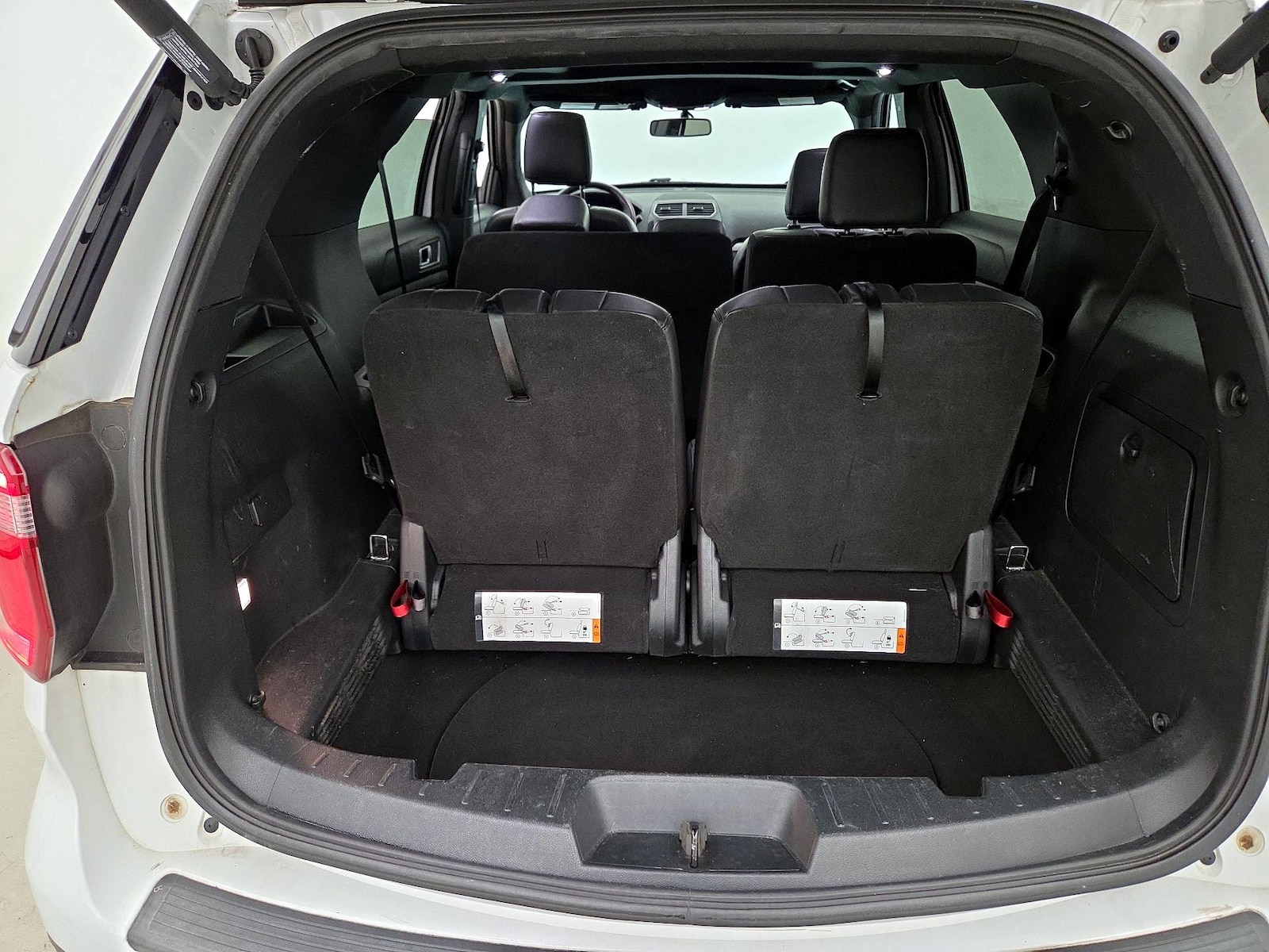 2019 Ford Explorer XLT - Photo 24
