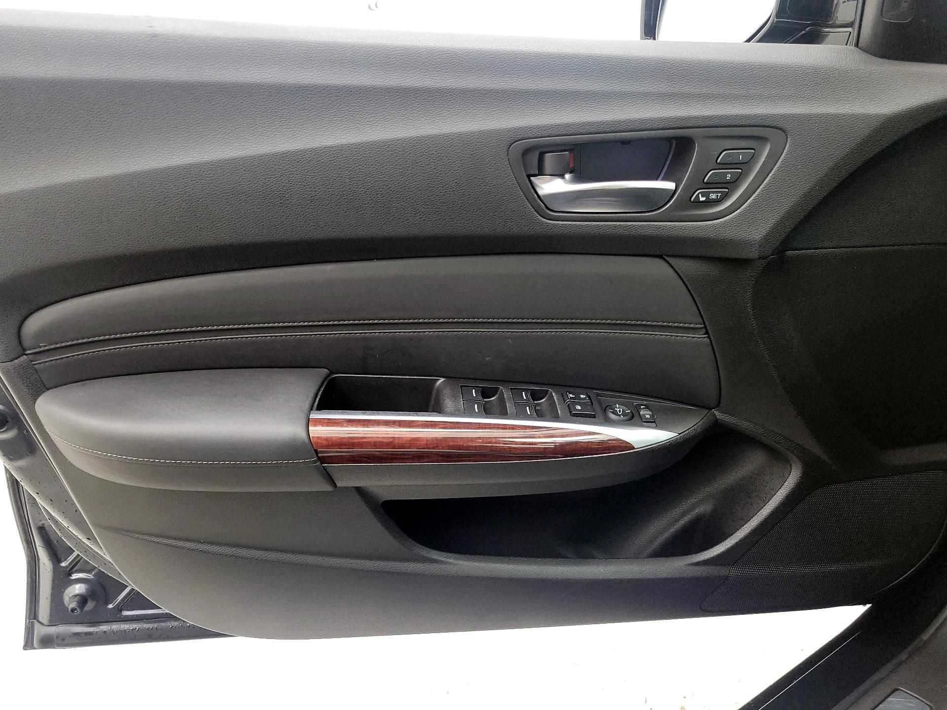 Thumbnail: 2016 Acura TLX - 12