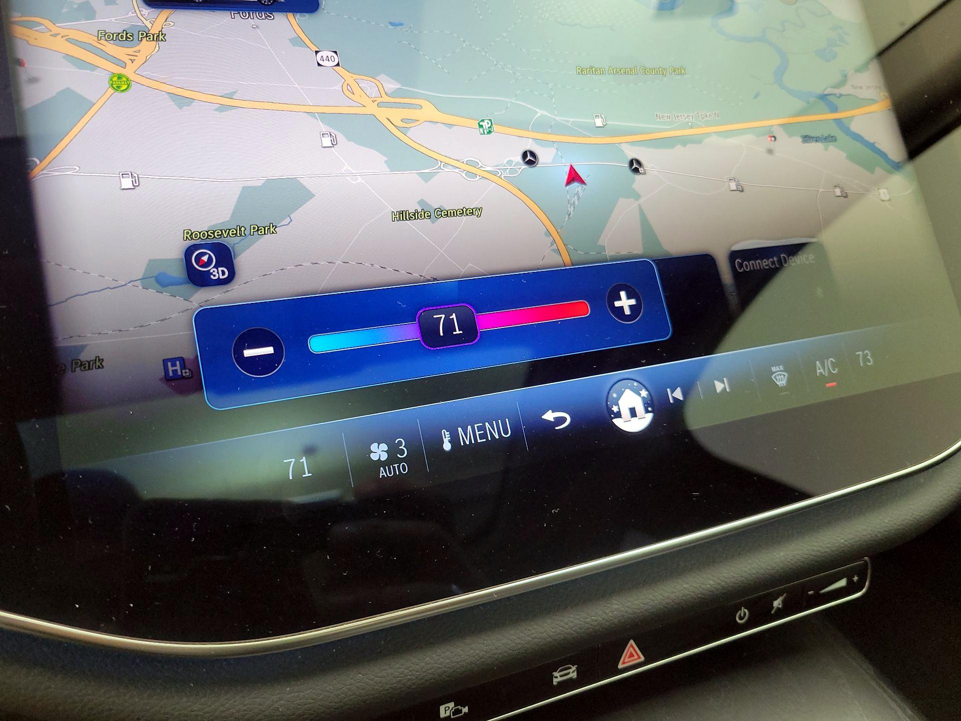 Thumbnail: 2025 Mercedes-Benz E-Class - 16