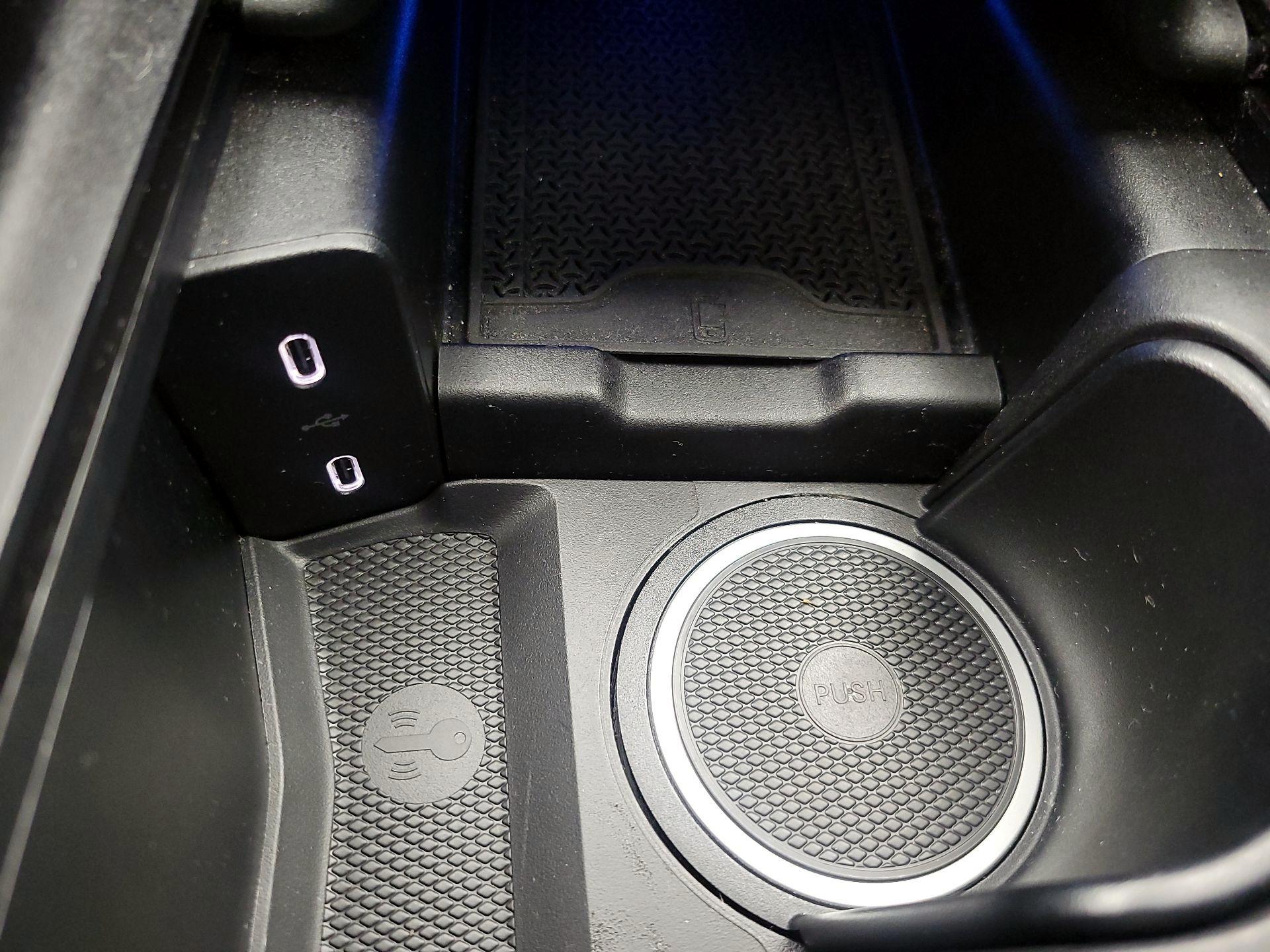 Thumbnail: 2025 Mercedes-Benz E-Class - 18