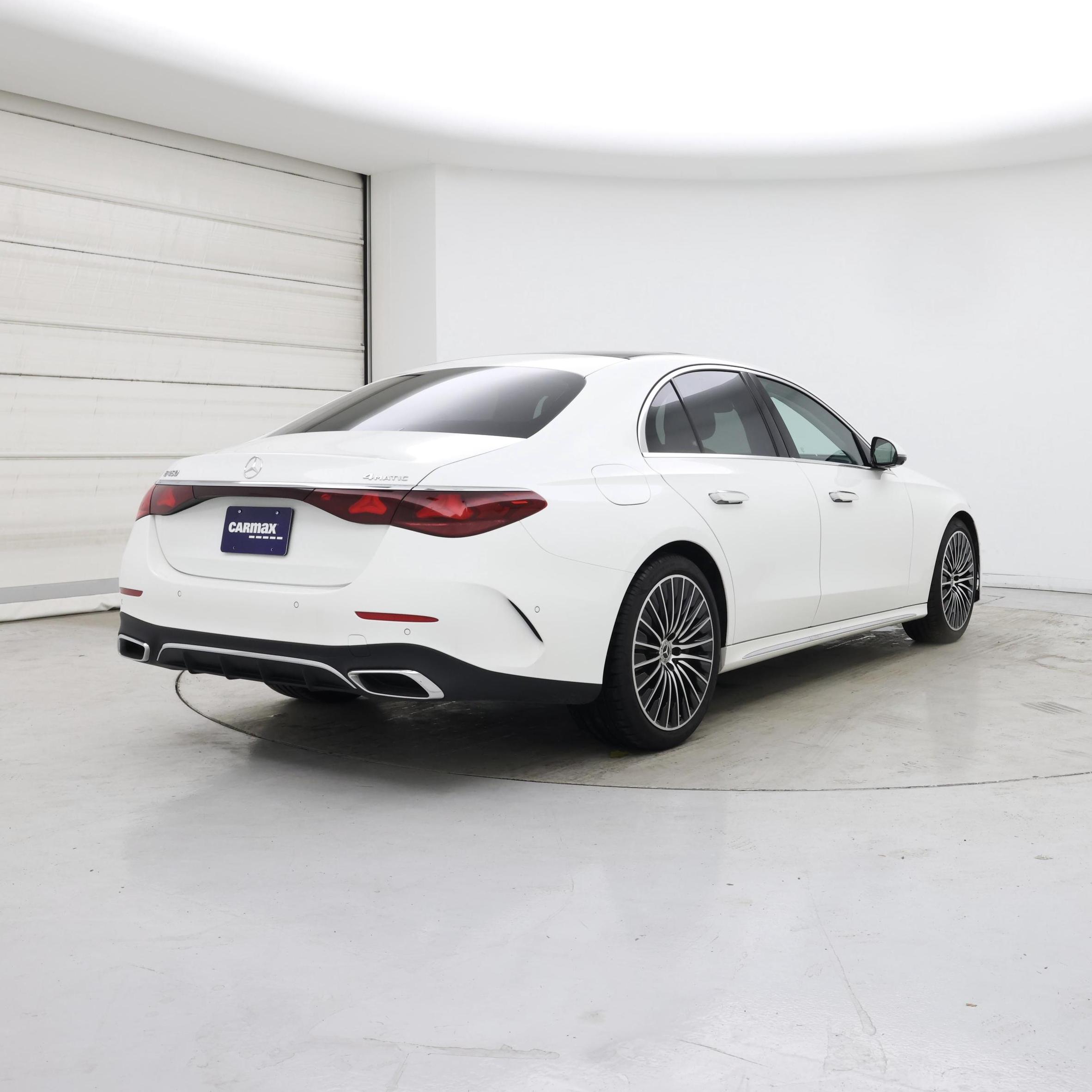 Thumbnail: 2025 Mercedes-Benz E-Class - 8