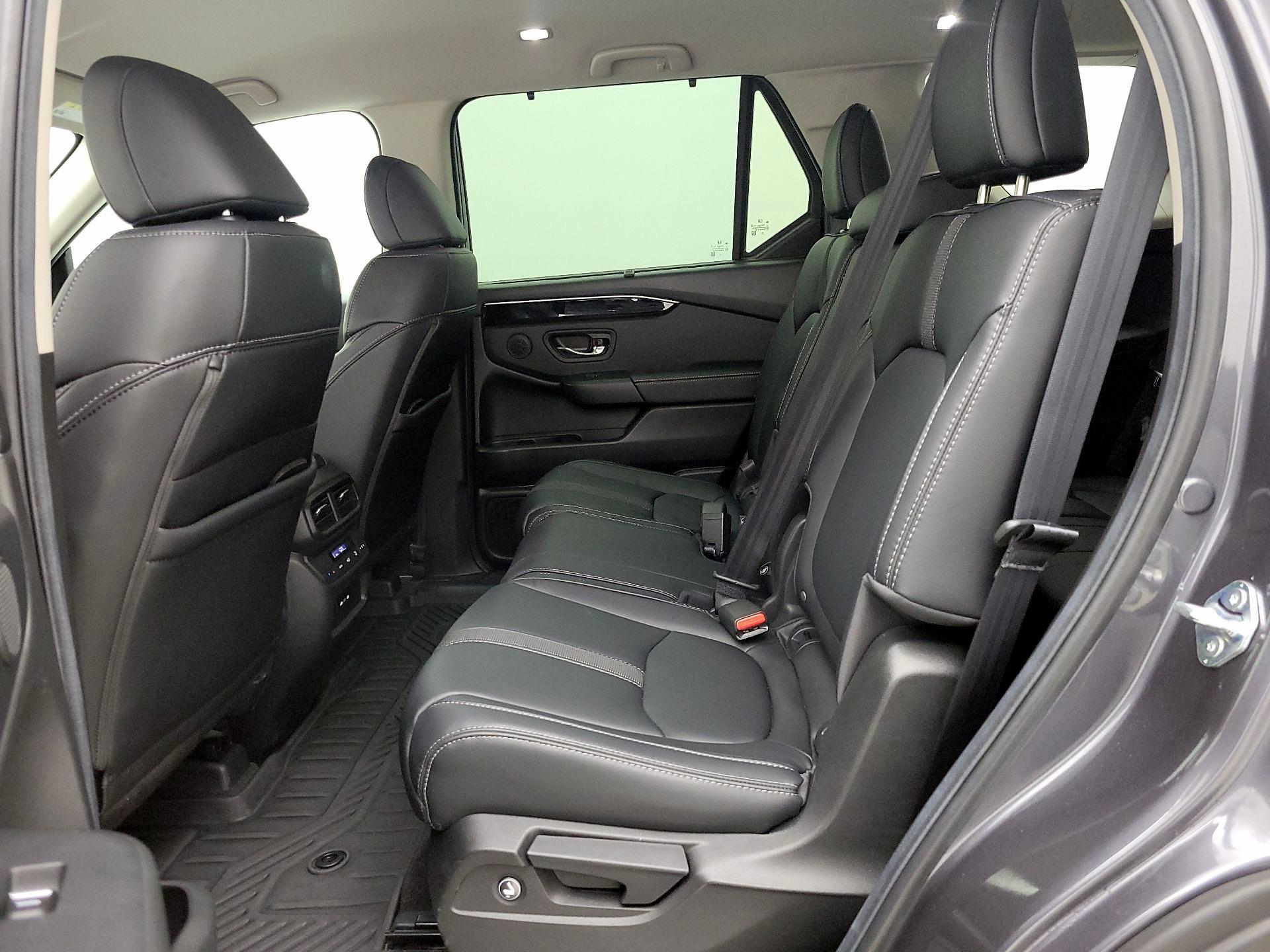 Thumbnail: 2025 Honda Pilot - 19