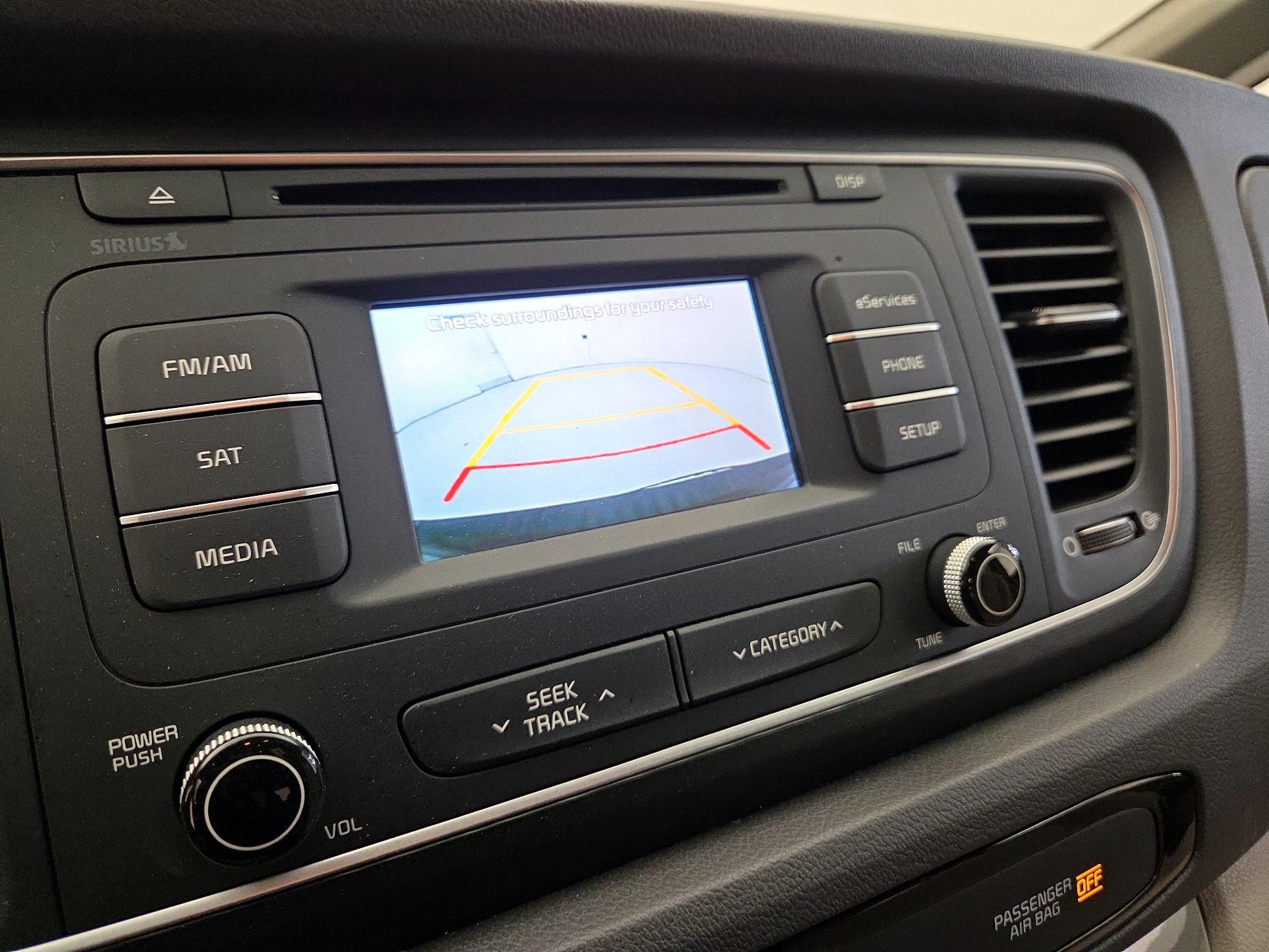 Thumbnail: 2015 Kia Sedona - 14