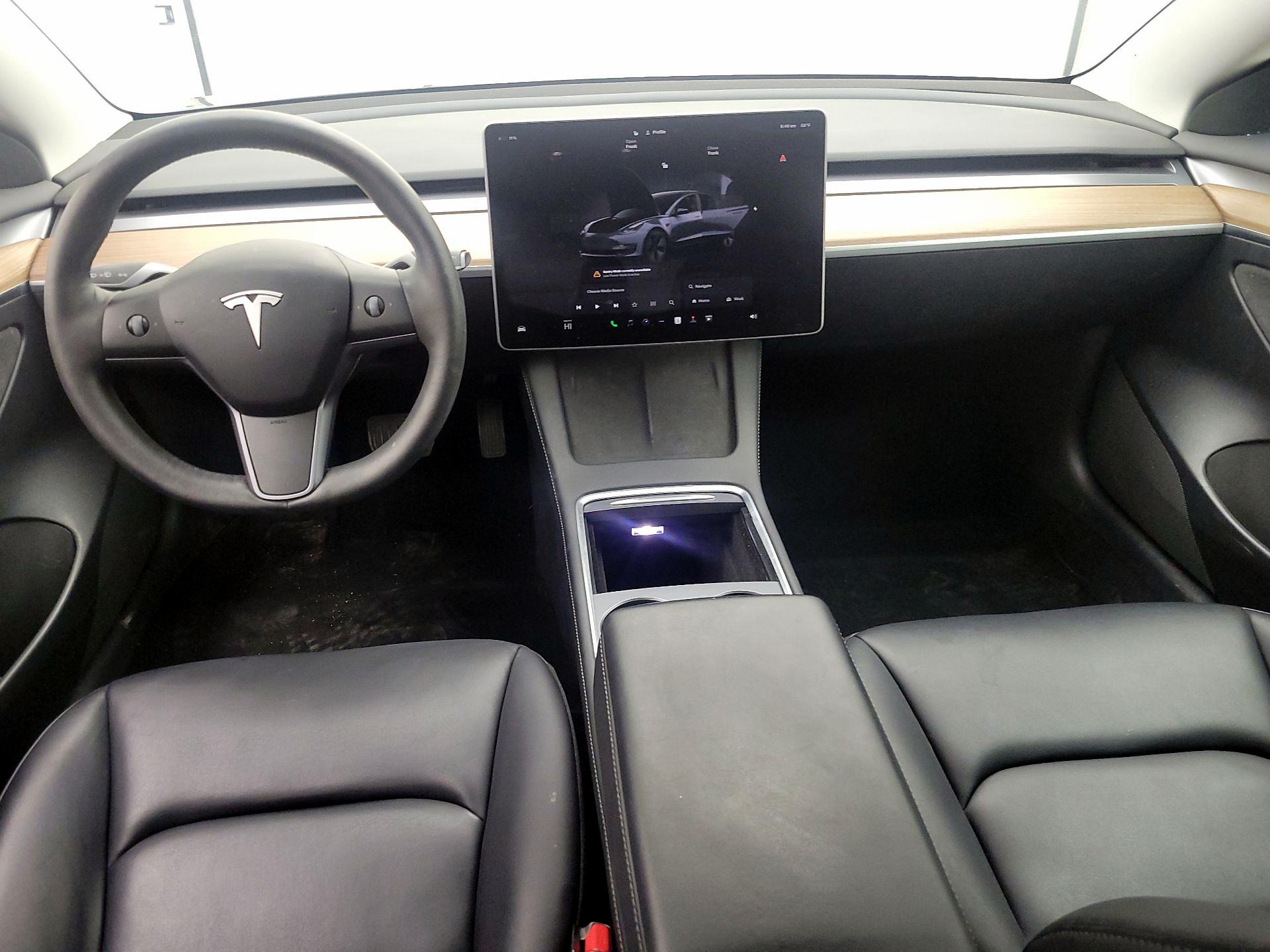 Thumbnail: 2023 Tesla Model 3 - 9