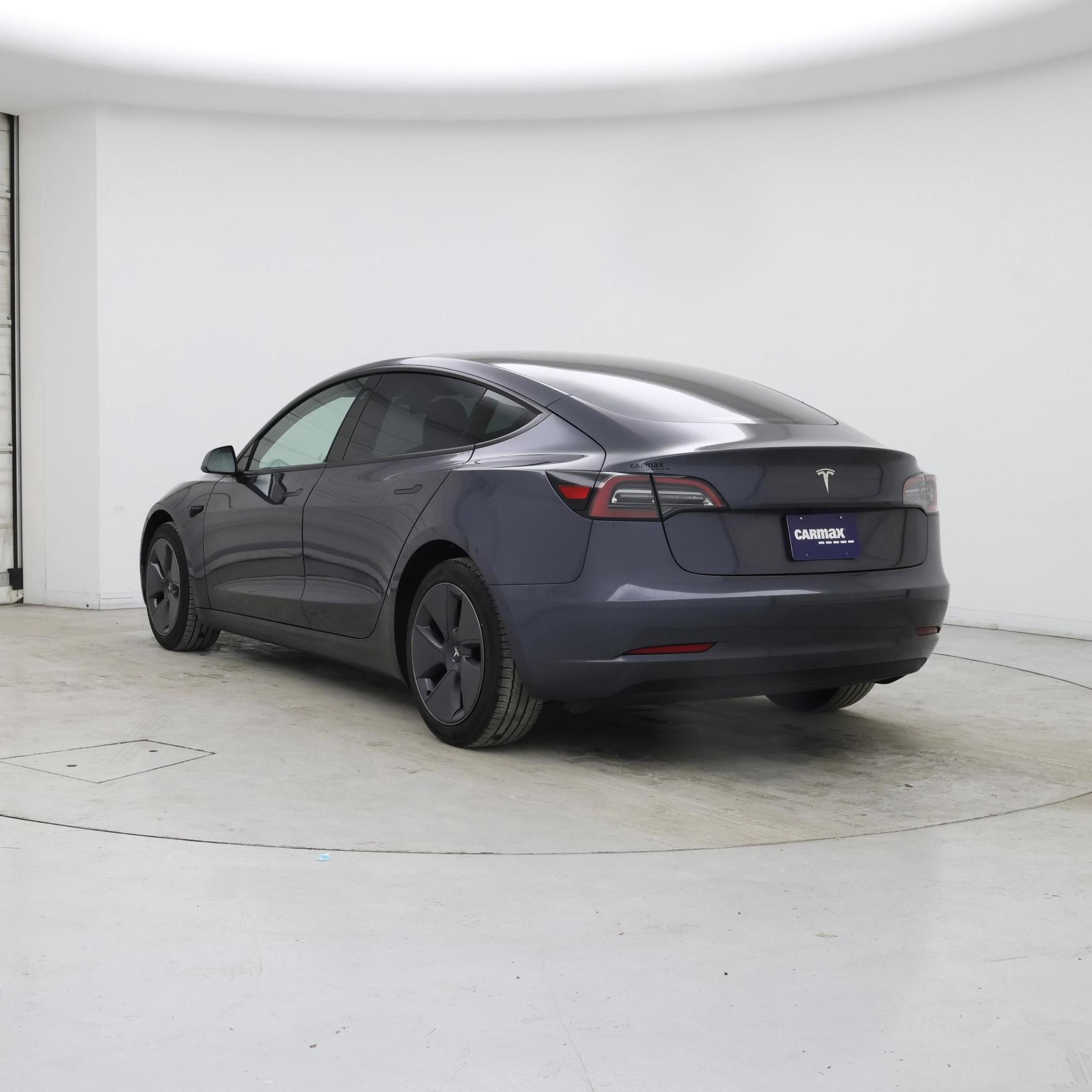 Thumbnail: 2023 Tesla Model 3 - 2